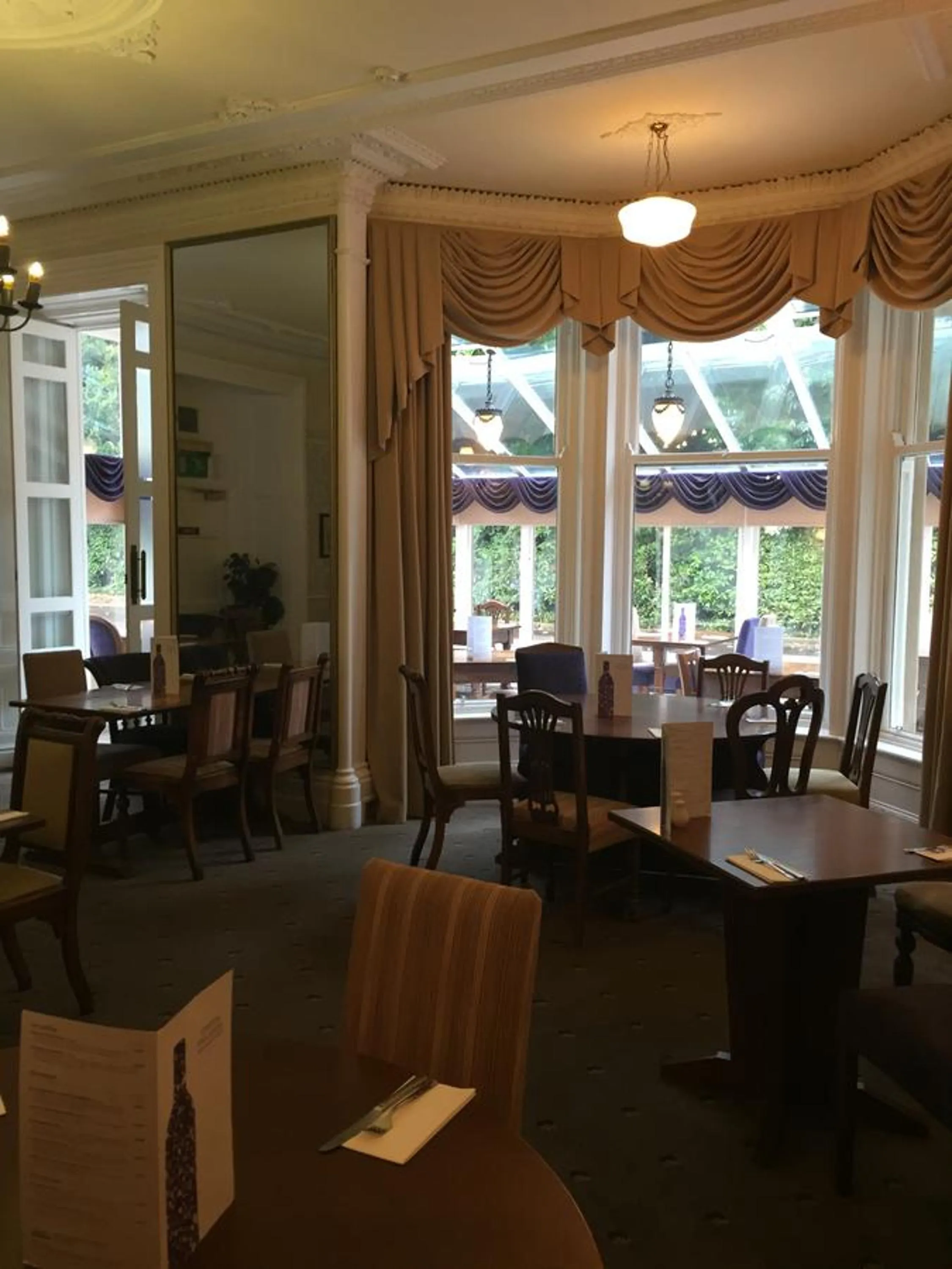 Restaurant/places to eat in Steeton Hall Hotel & Restaurant