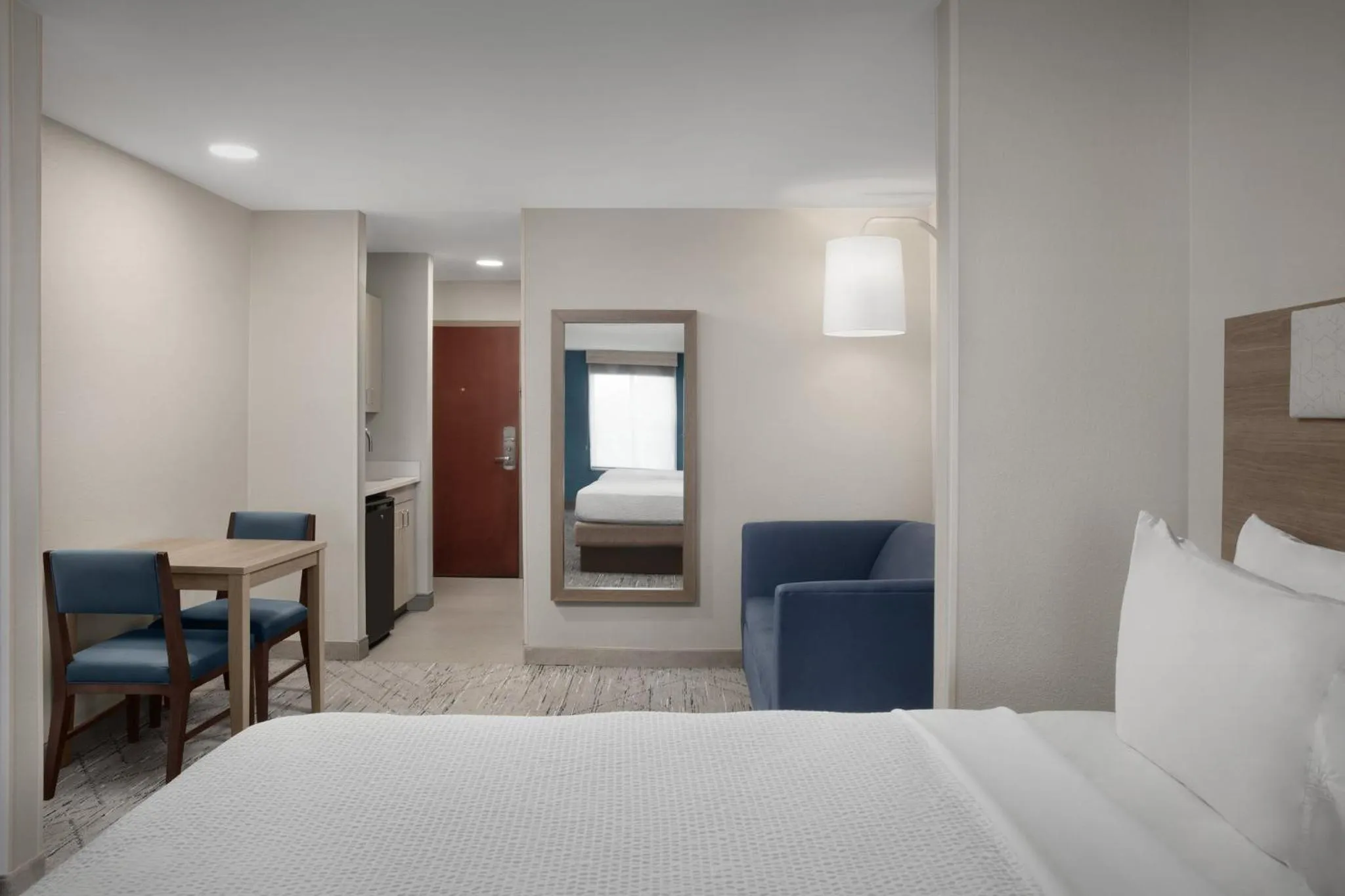 Photo of the whole room, Bed in Holiday Inn Express & Suites by IHG Chambersburg by IHG