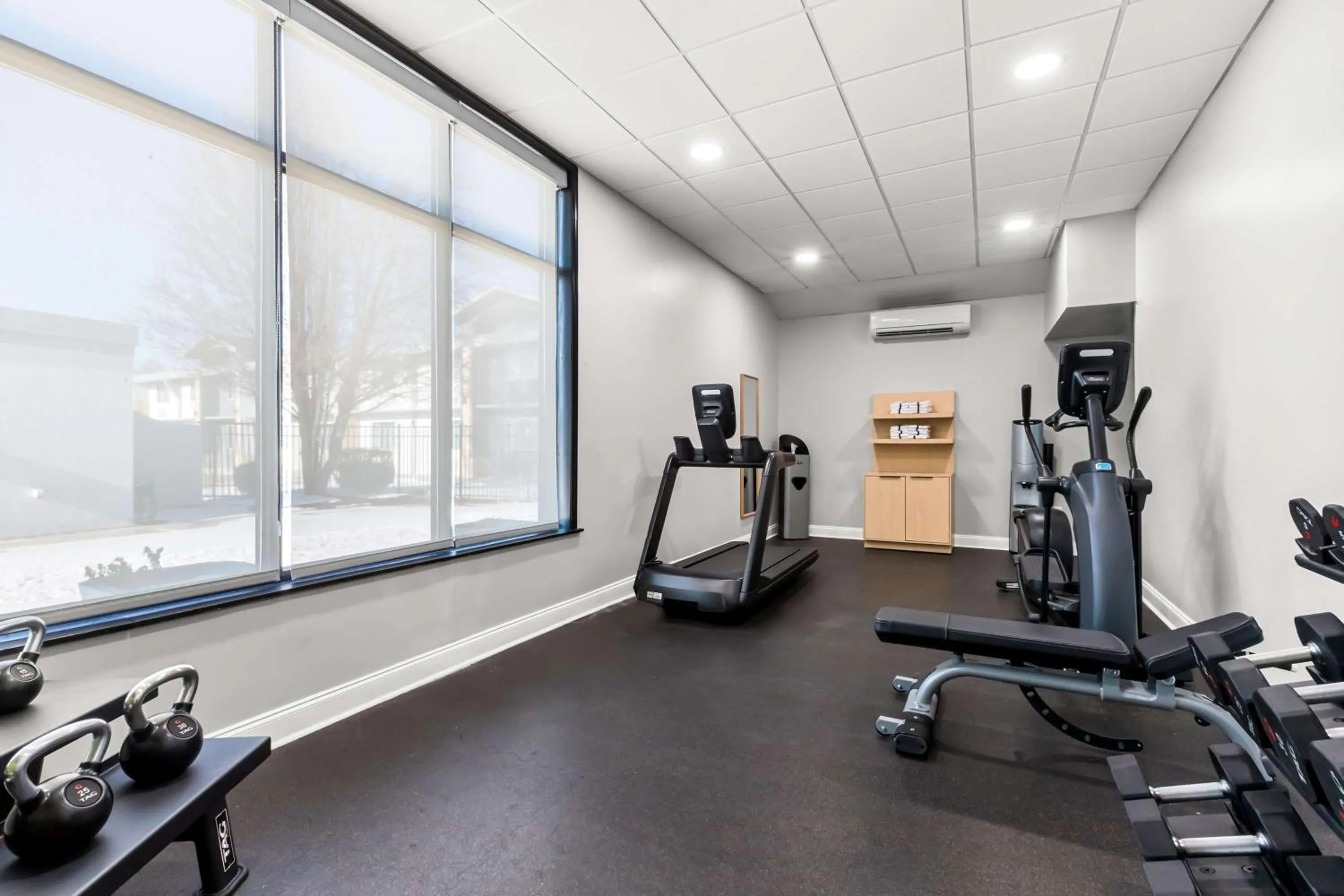 Fitness centre/facilities in Spark By Hilton Bensalem Philadelphia