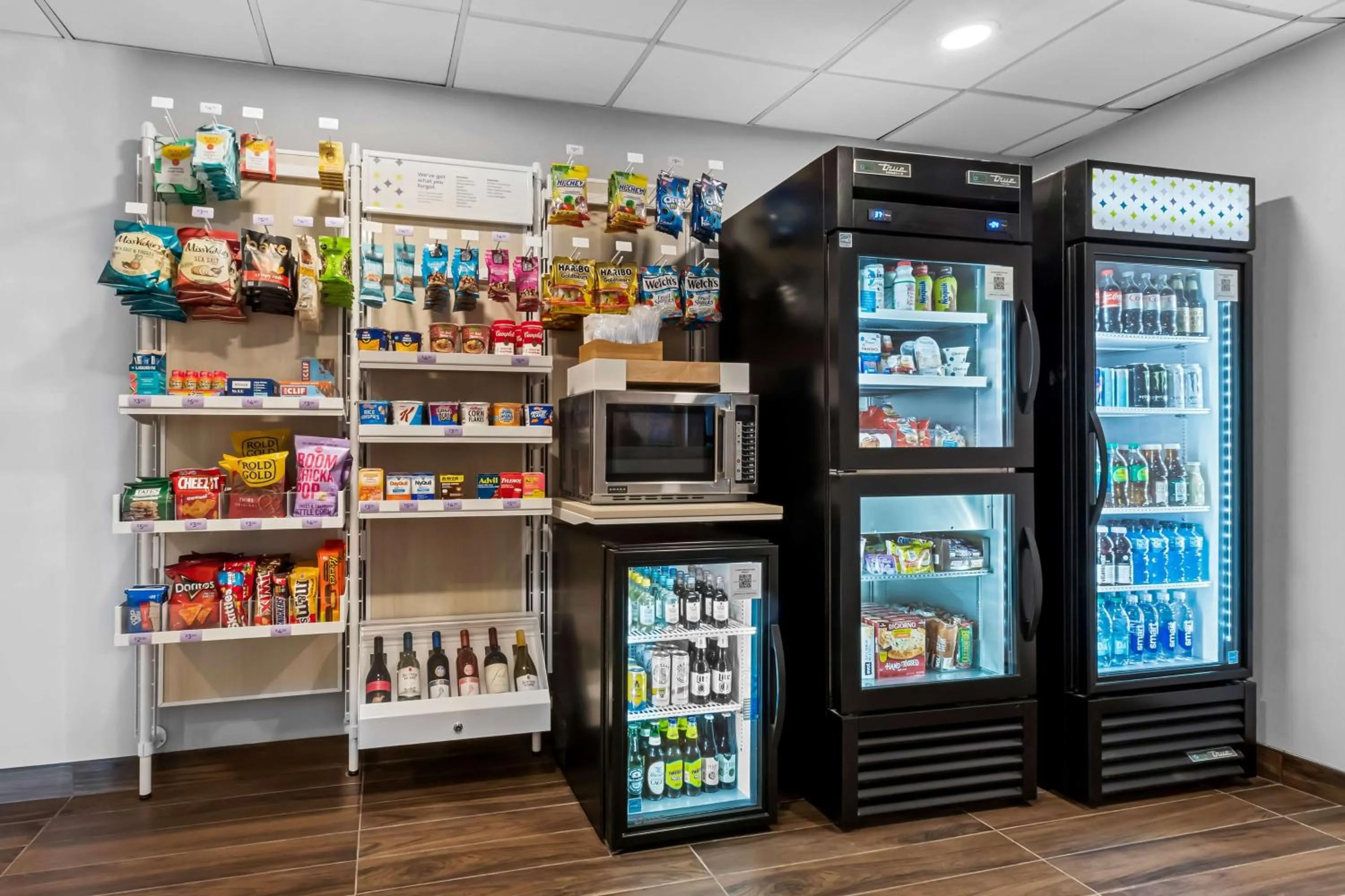 Restaurant/places to eat in Spark By Hilton Bensalem Philadelphia