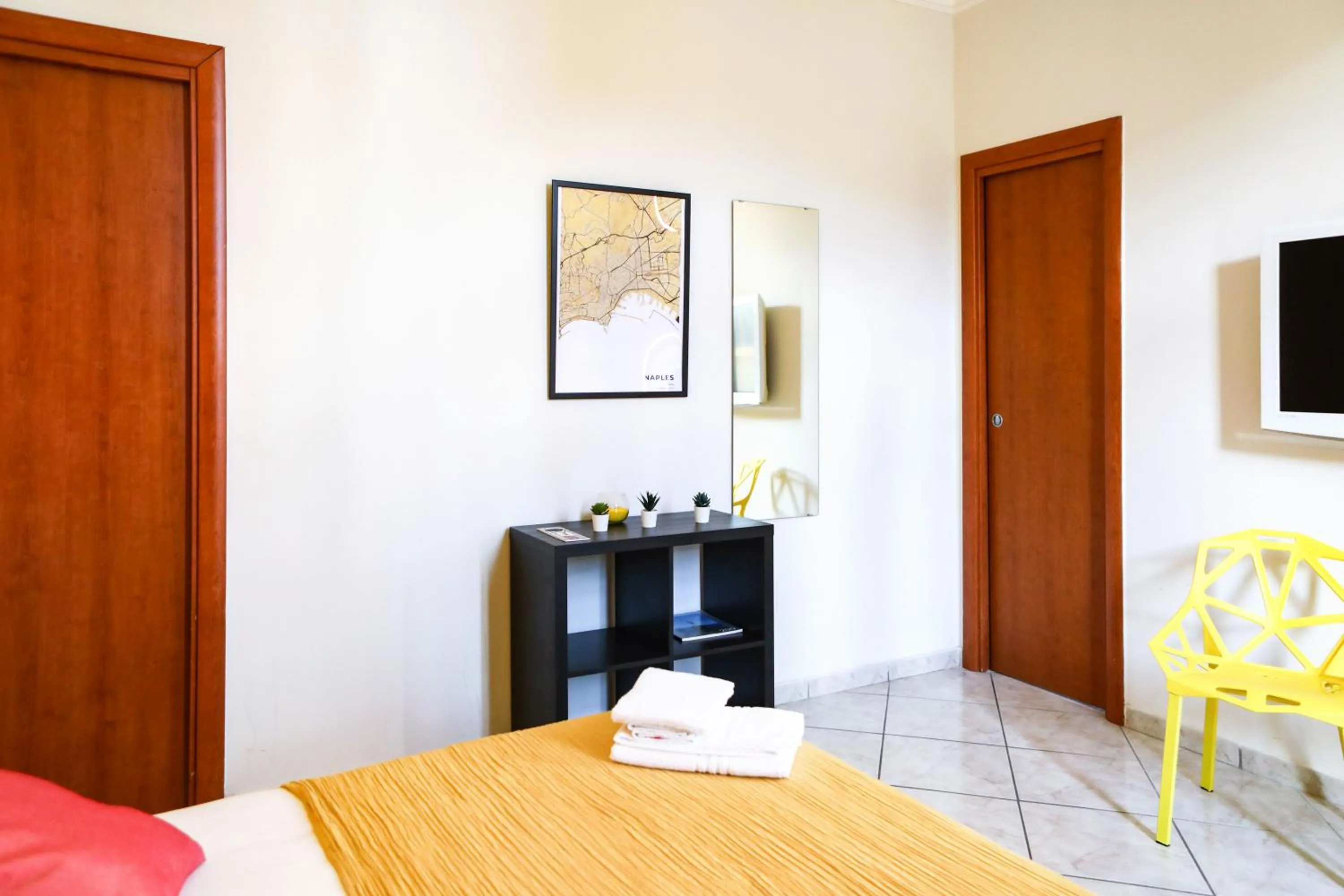 Photo of the whole room, Bed in Materdays 24