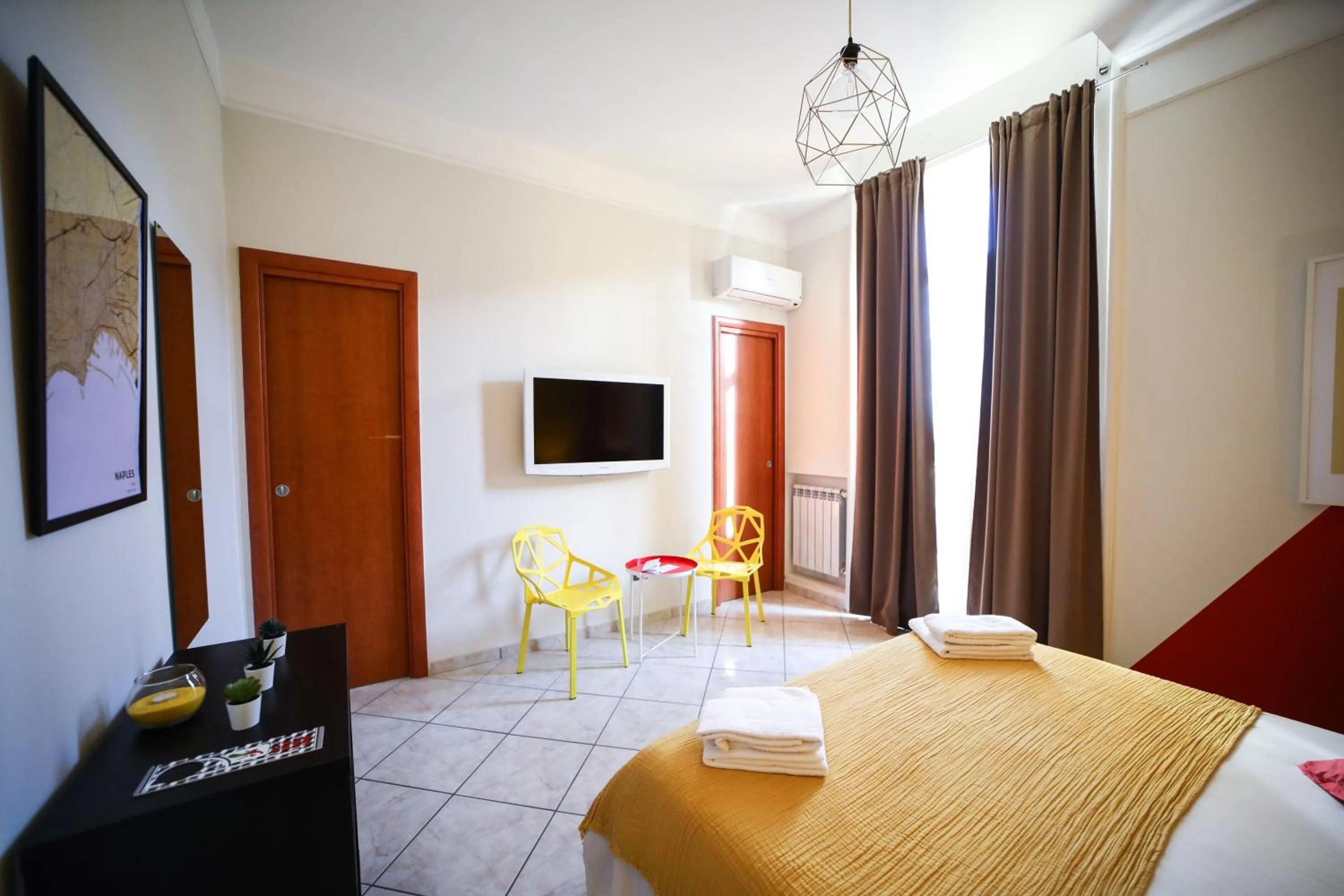 Photo of the whole room, Bed in Materdays 24