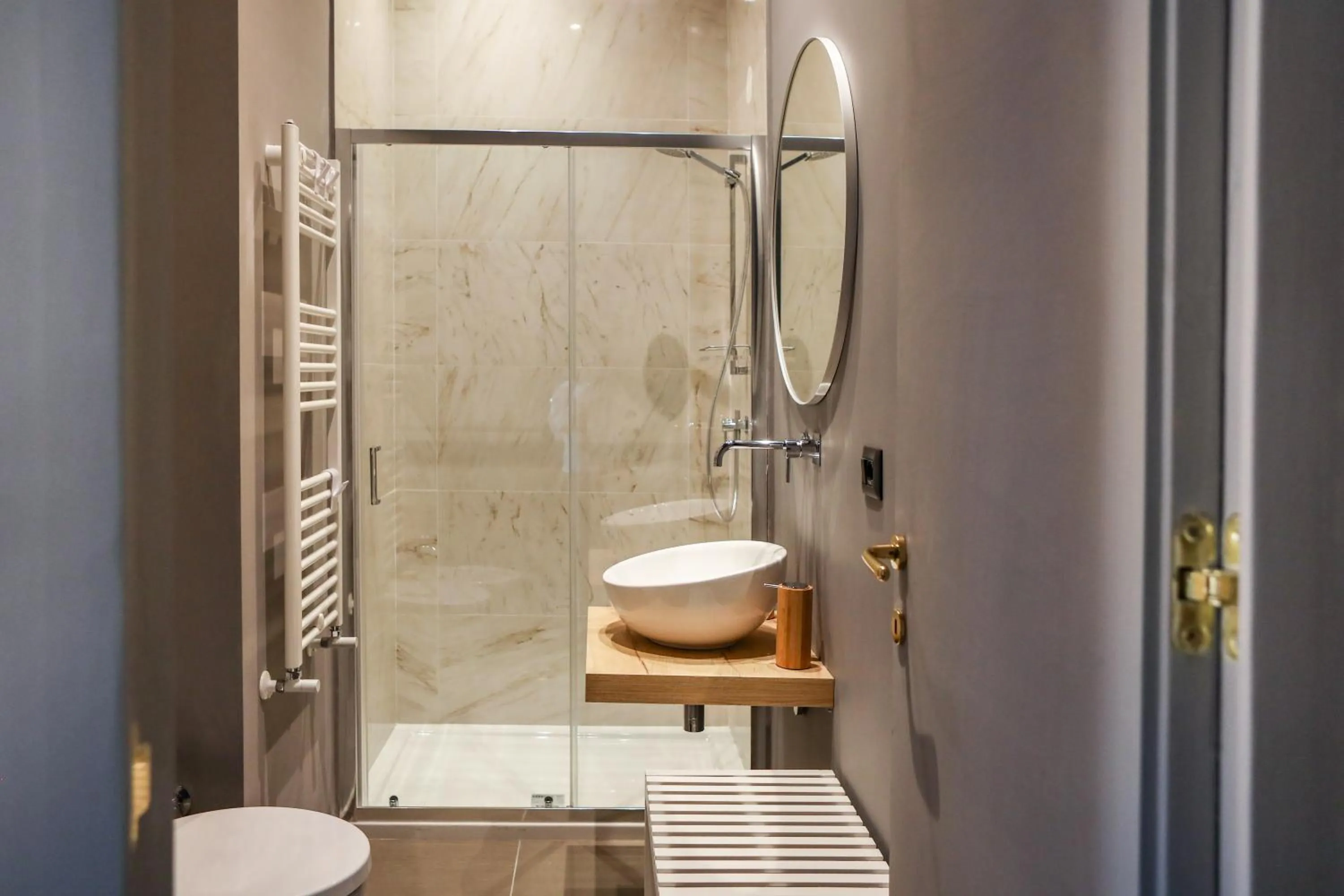 Bathroom in Materdays 24