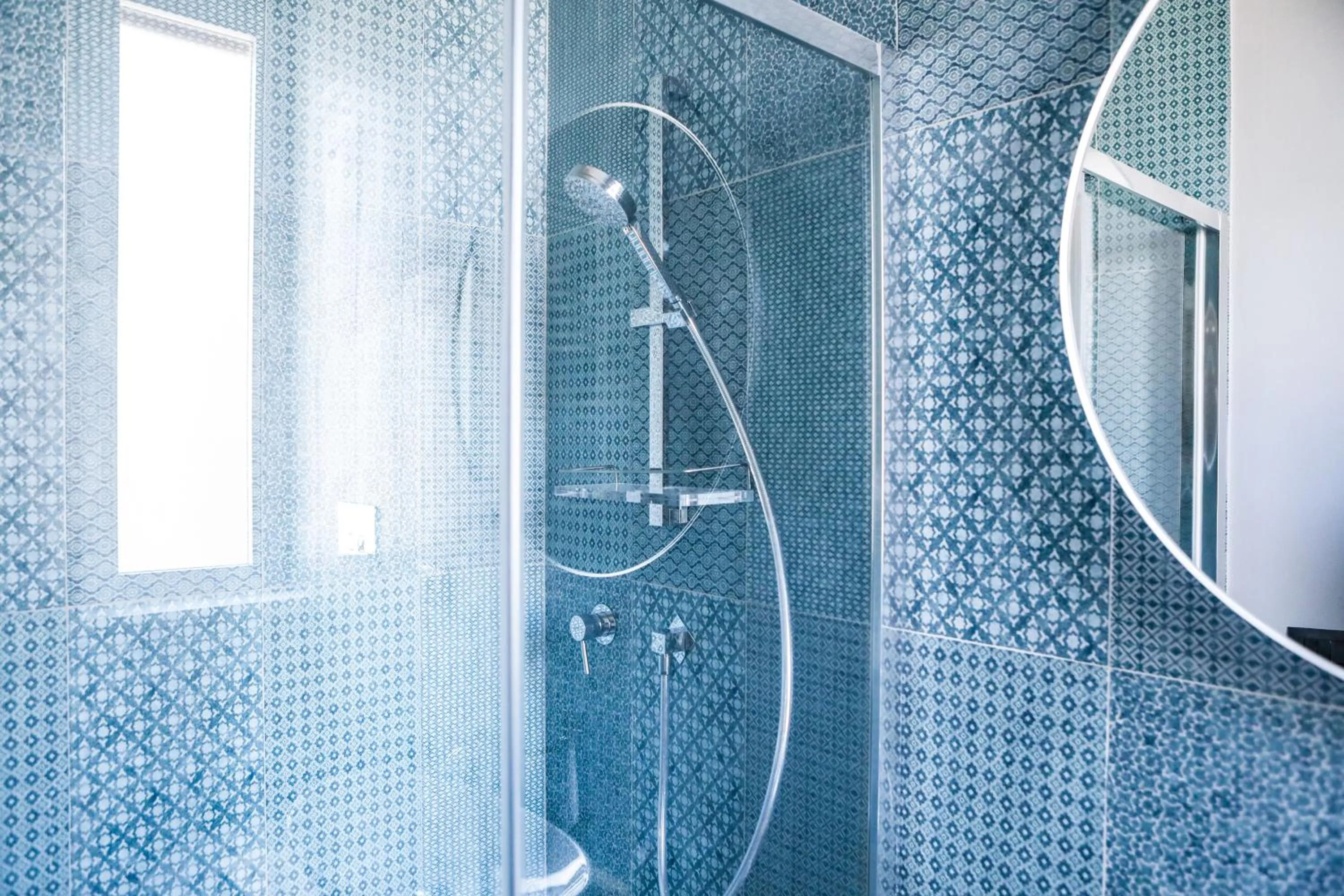 Shower in Materdays 24