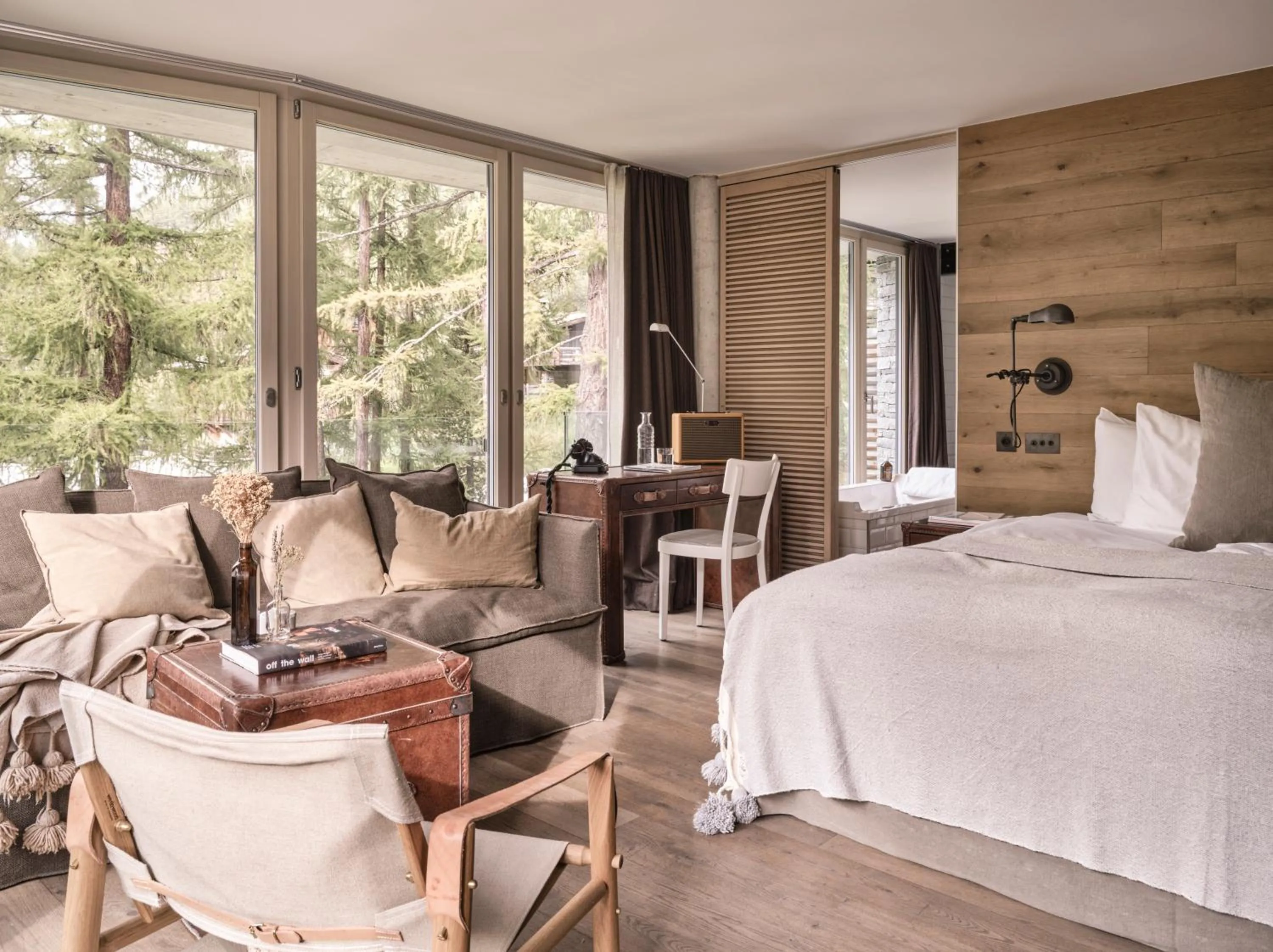 Seating area, Bed in CERVO Mountain Resort