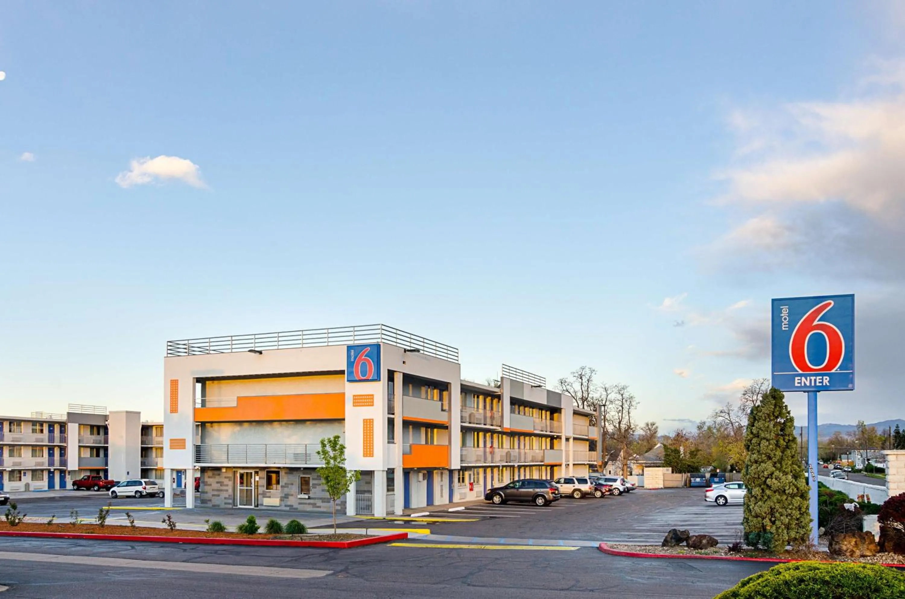 Property building in Motel 6- Denver, CO Downtown