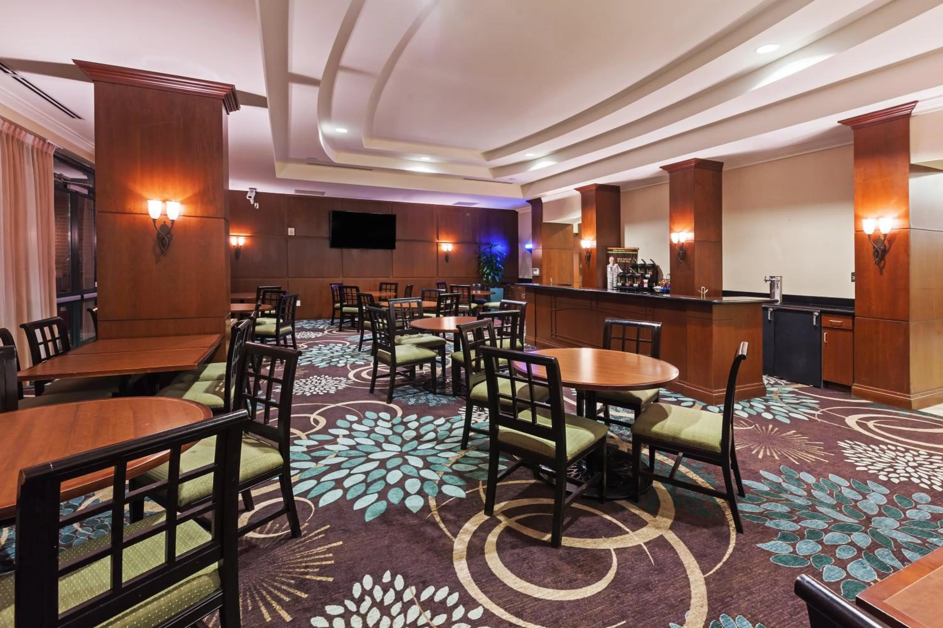 Restaurant/places to eat in Staybridge Suites San Antonio Downtown Convention Center by IHG