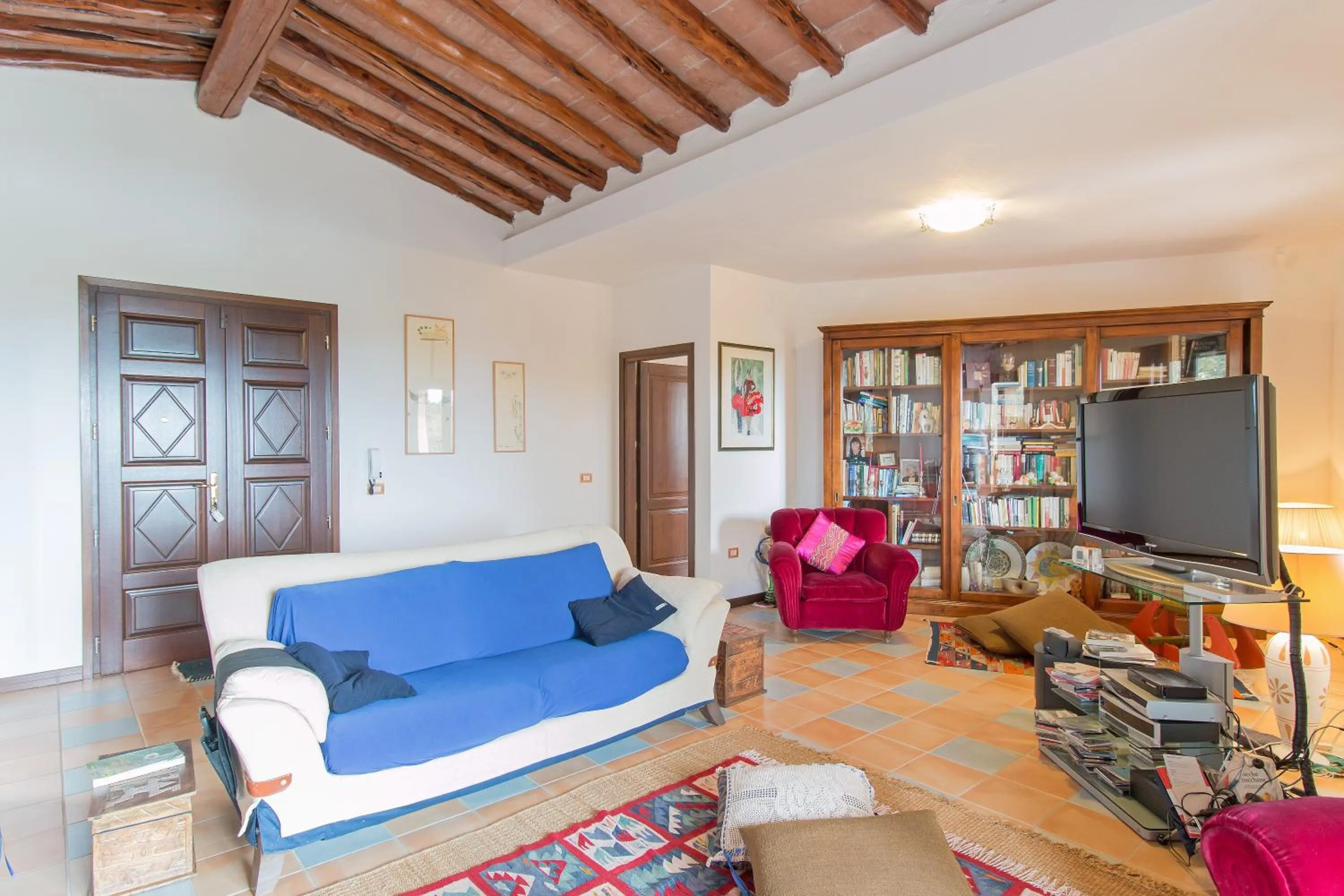 Seating area in Suite cucinino, bagno, ingresso indipendente in" Villa VìVì"