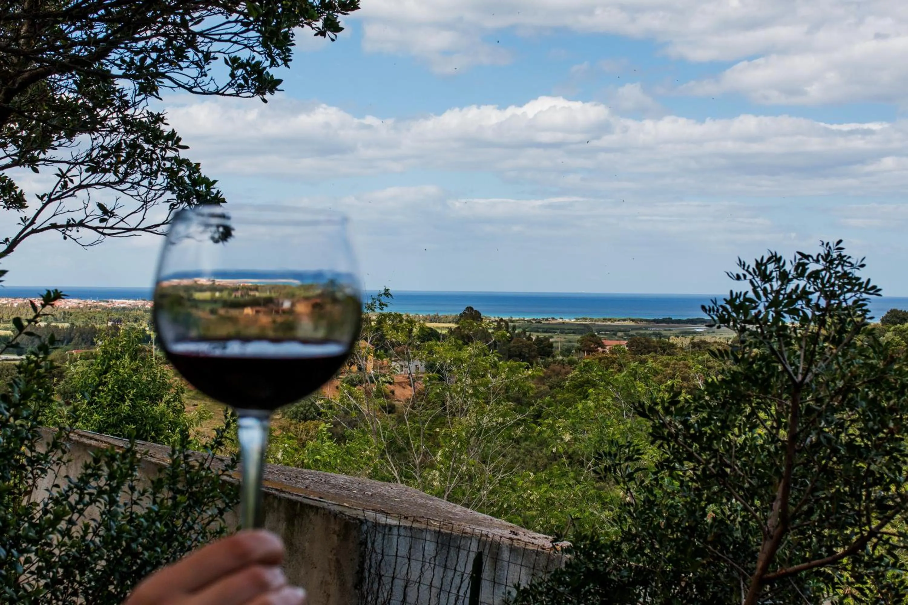 Property building in Suite cucinino, bagno, ingresso indipendente in" Villa VìVì"