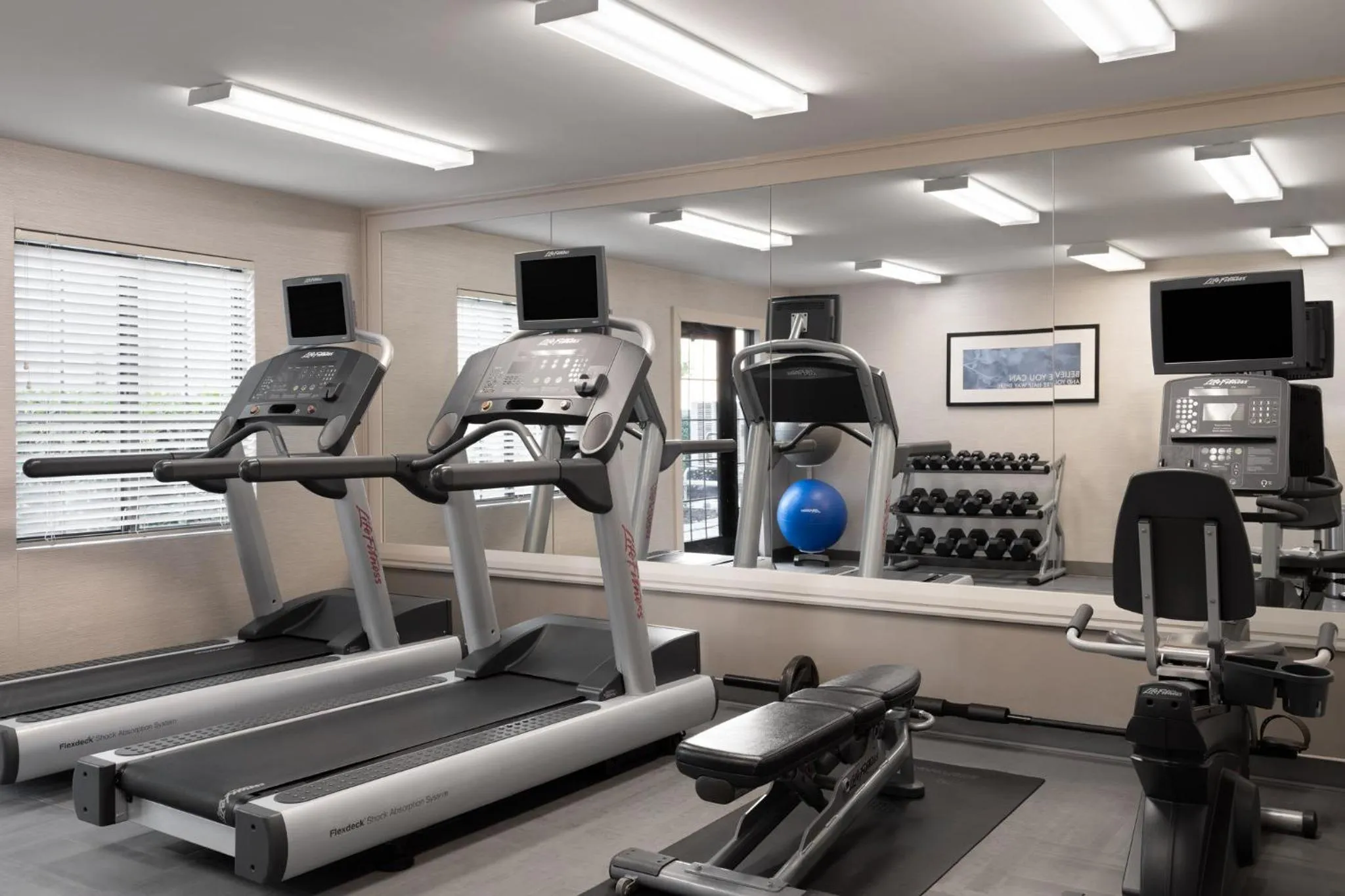 Spa and wellness centre/facilities in Staybridge Suites Boston - Burlington by IHG
