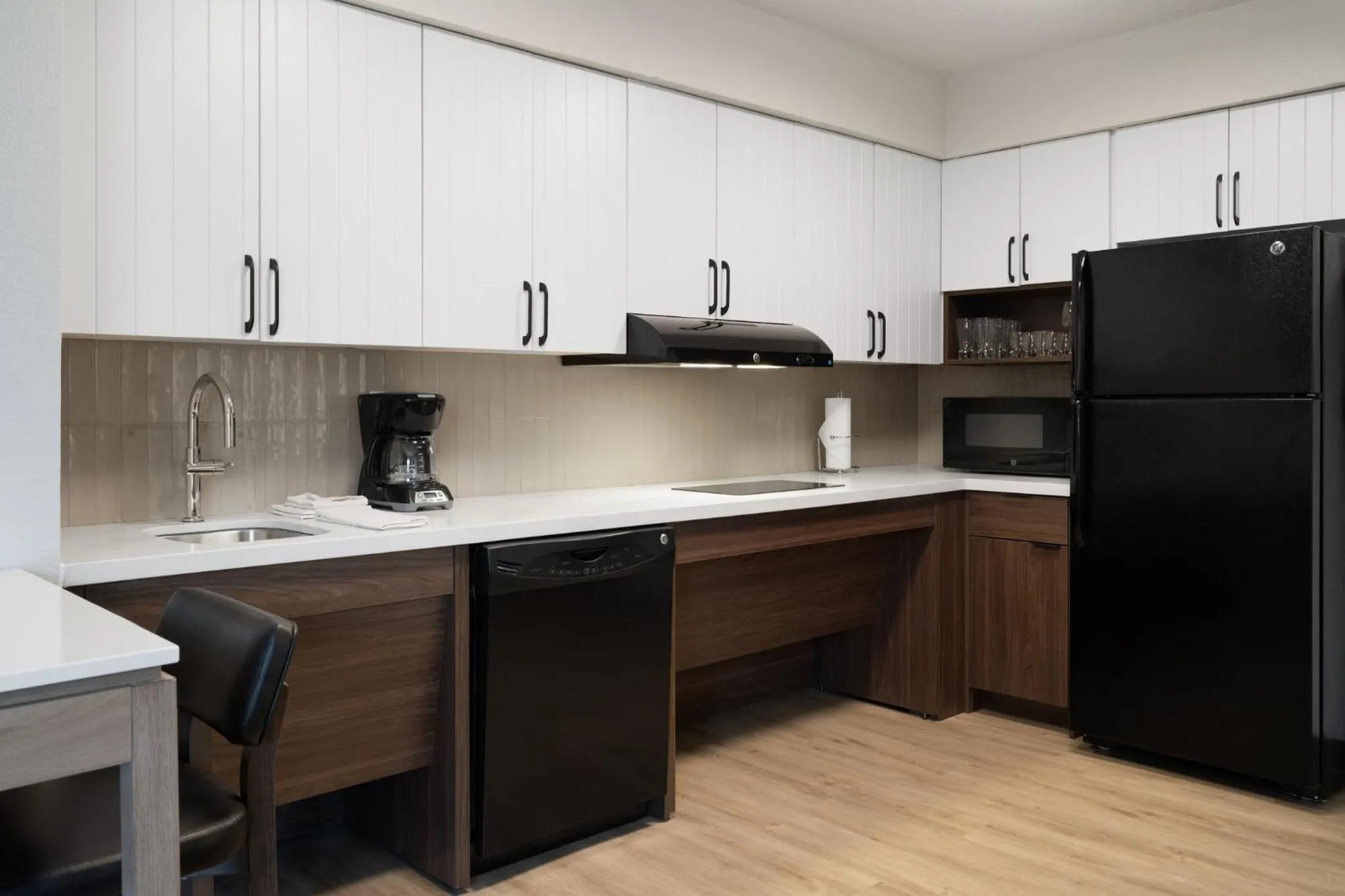 Photo of the whole room in Staybridge Suites Boston - Burlington by IHG