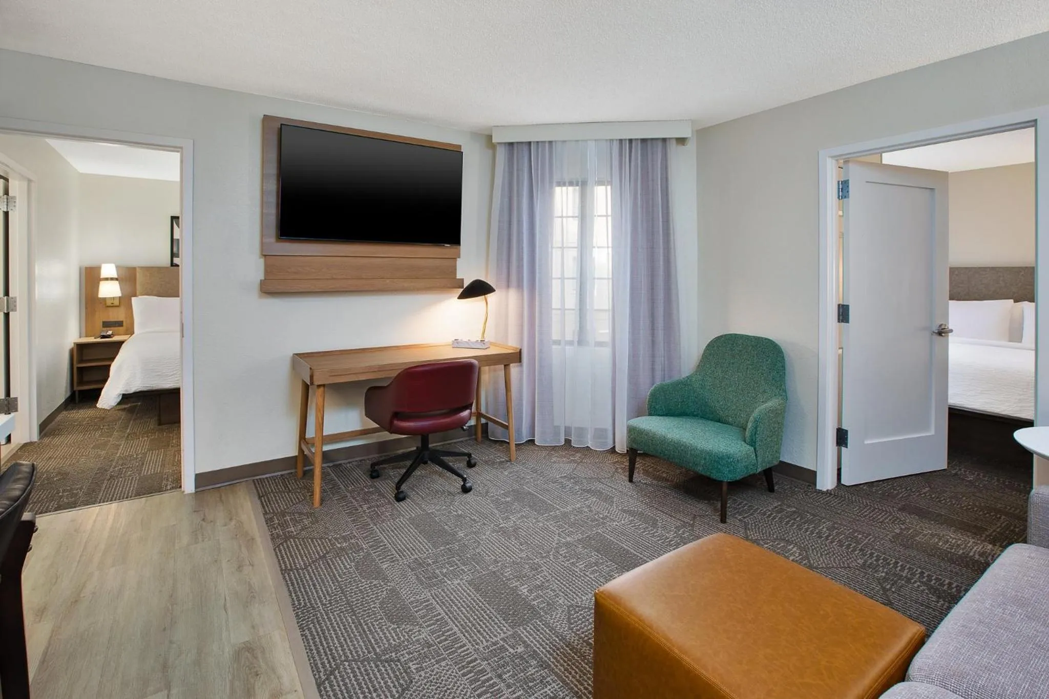 Photo of the whole room, Bed in Staybridge Suites Boston - Burlington by IHG