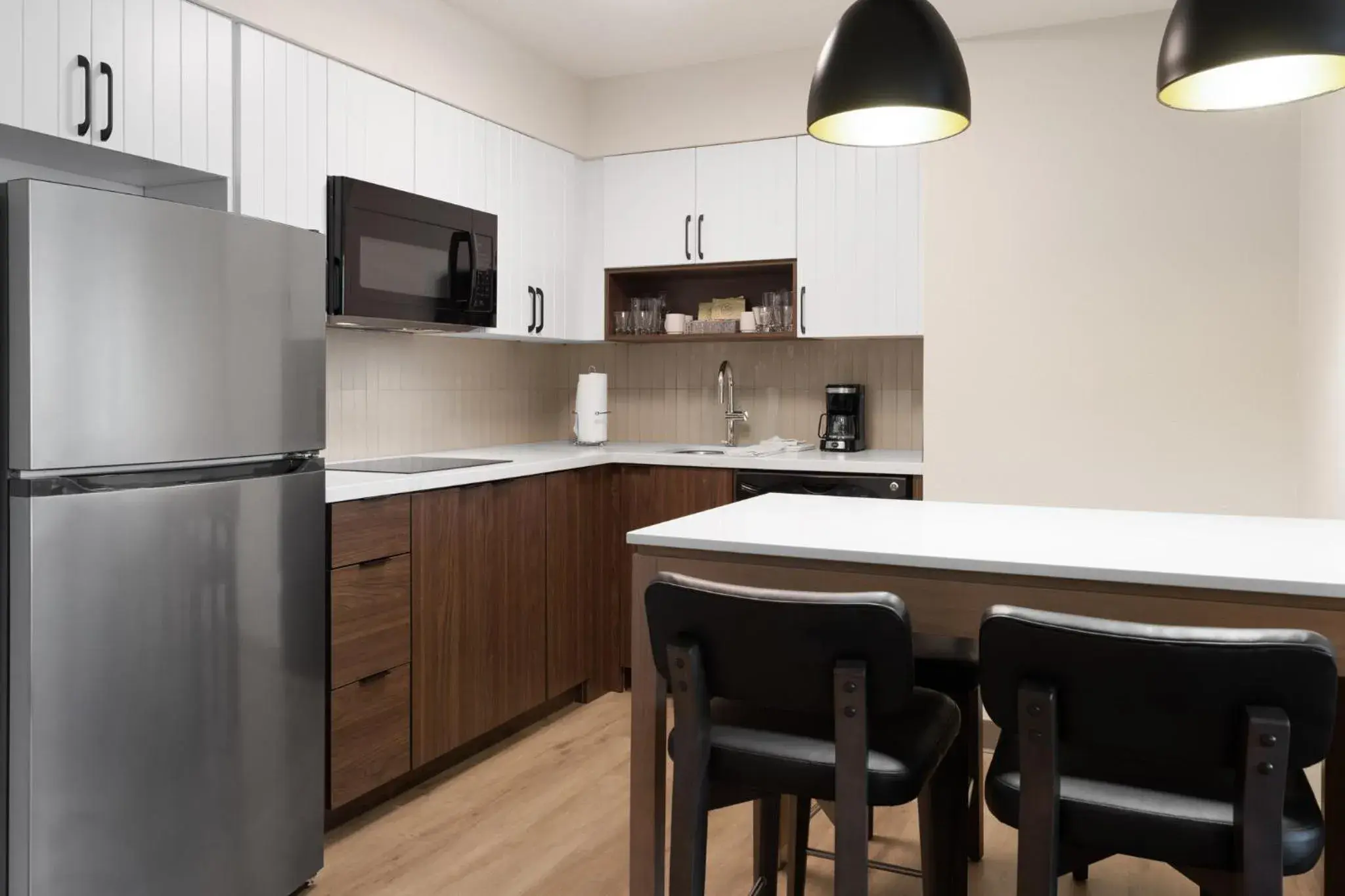 One-Bedroom - Communications/Mobility Accessible with Tub in Staybridge Suites Boston - Burlington by IHG One-Bedroom - Communications/Mobility Accessible with Tub in Staybridge Suites Boston - Burlington by IHG