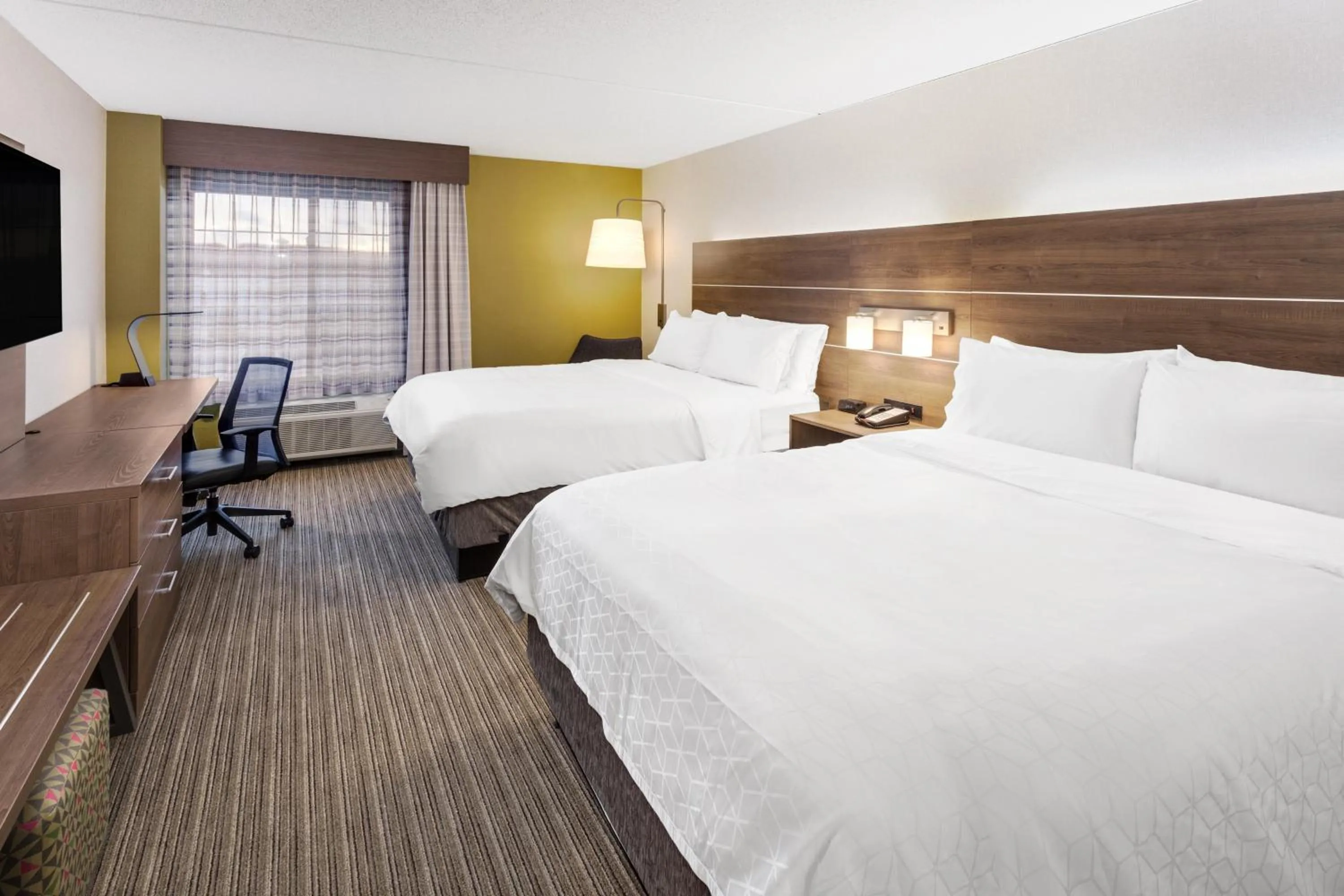 Photo of the whole room, Bed in Holiday Inn Express Hotel & Suites Providence-Woonsocket by IHG