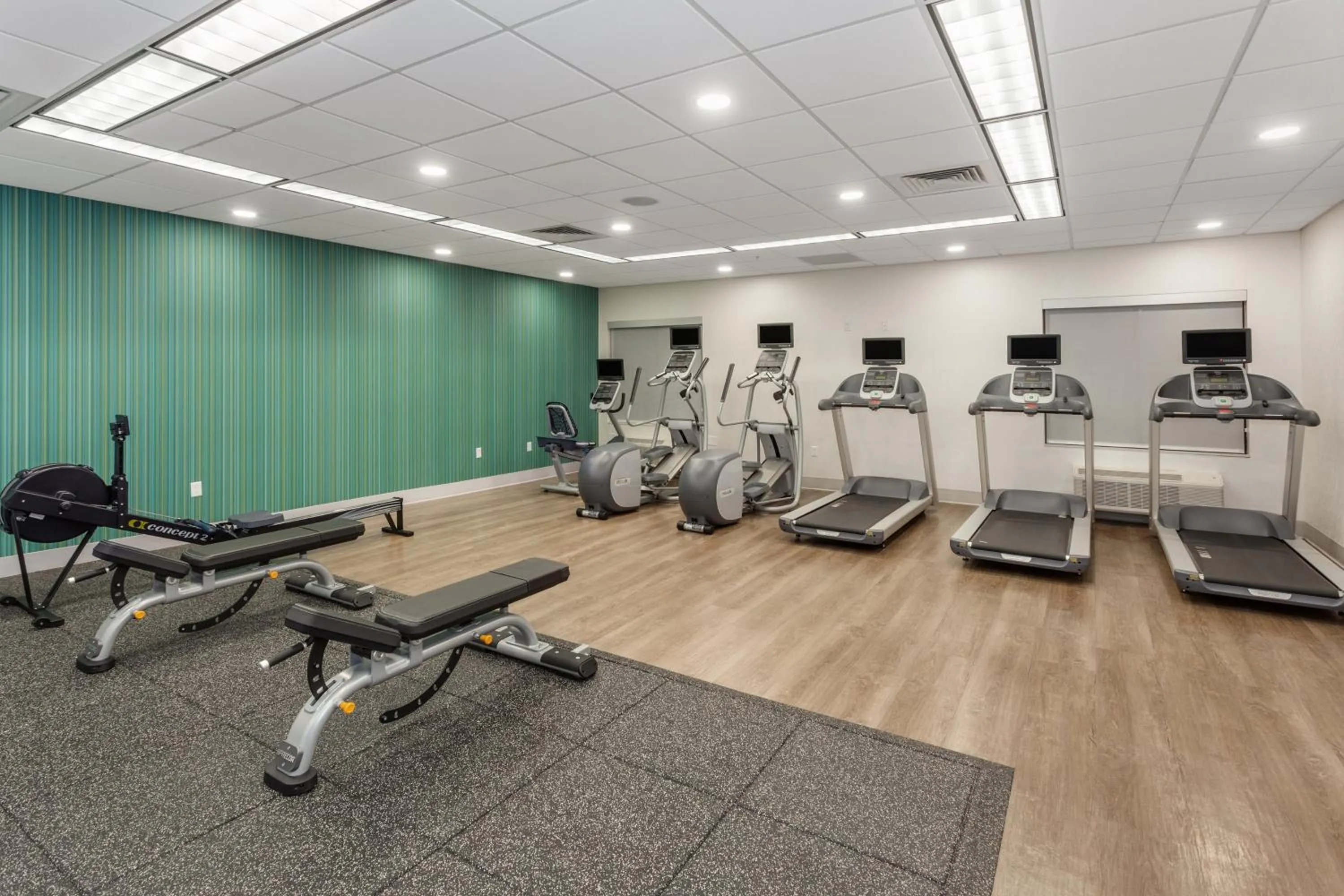 Fitness centre/facilities in Holiday Inn Express Hotel & Suites Providence-Woonsocket by IHG