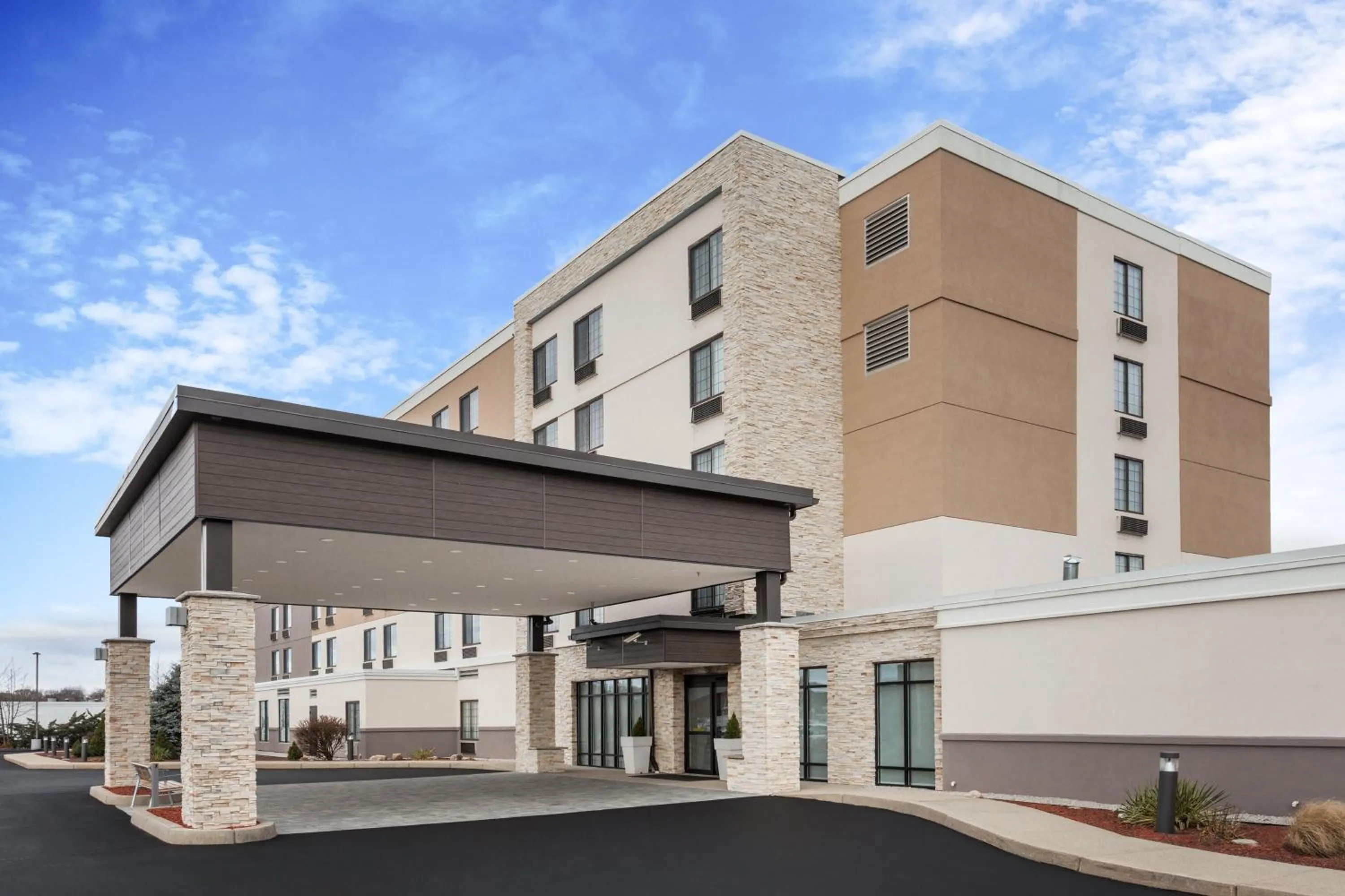 Property building in Holiday Inn Express Hotel & Suites Providence-Woonsocket by IHG