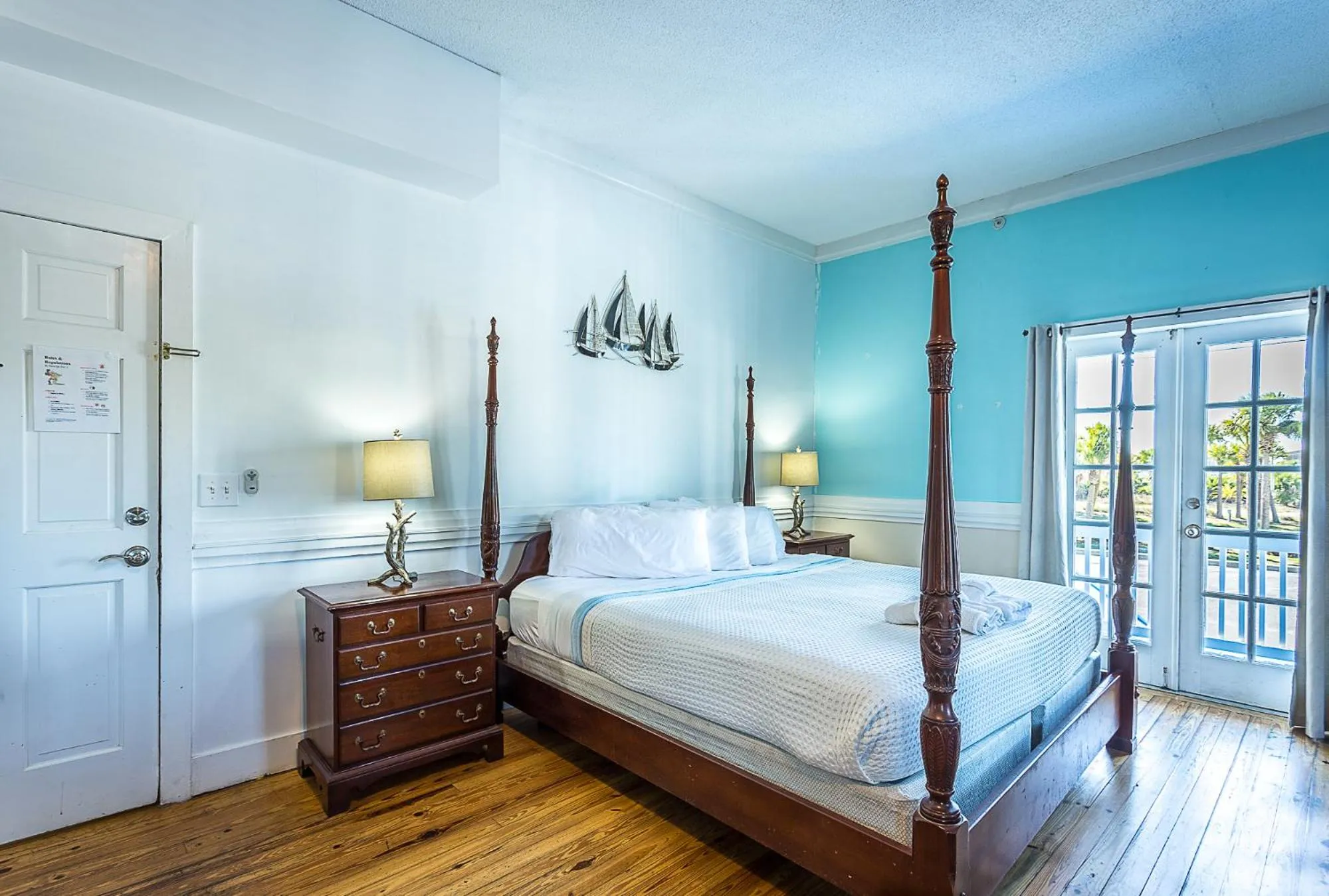 Bed in St George Inn