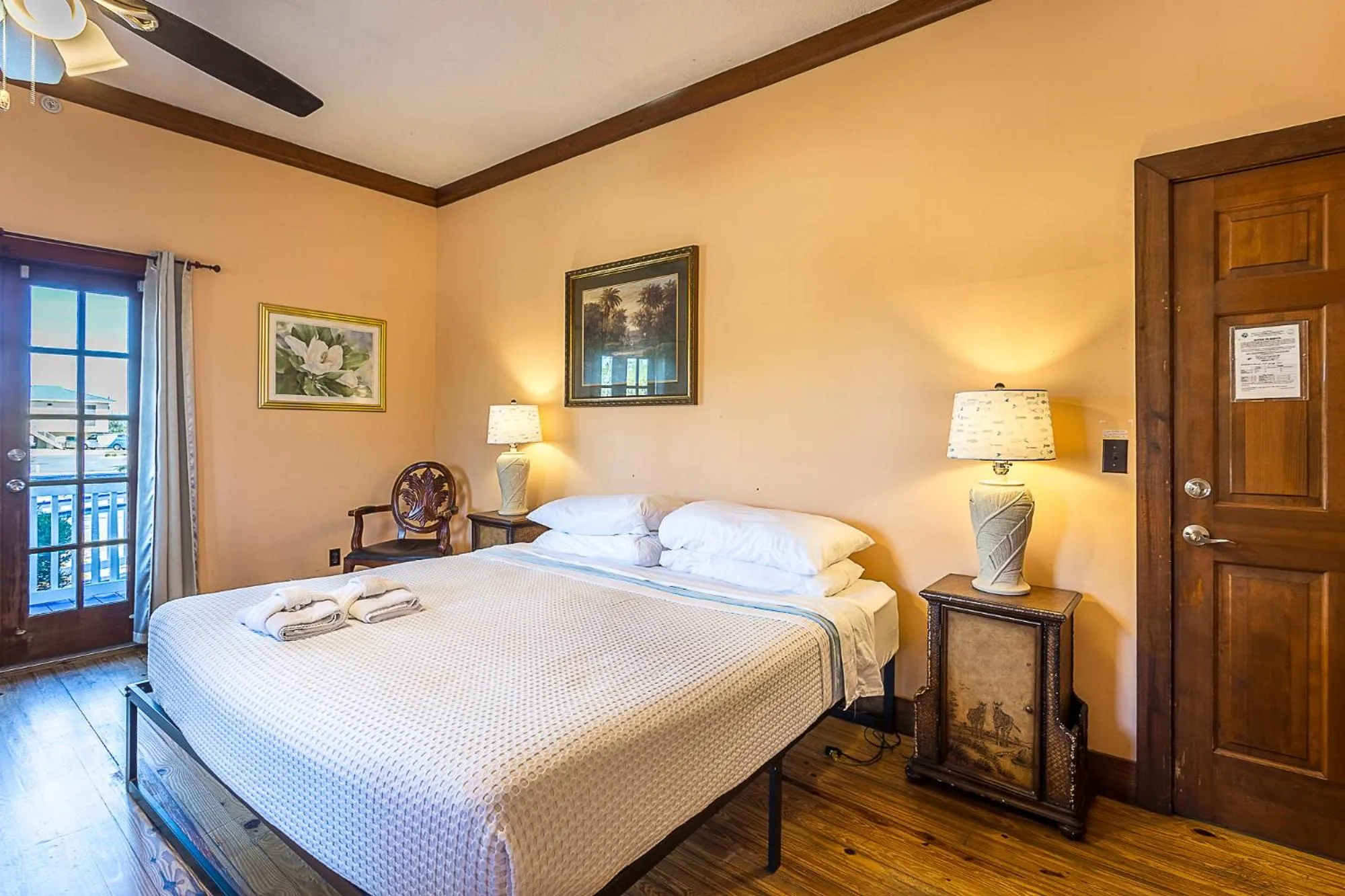 Bed in St George Inn