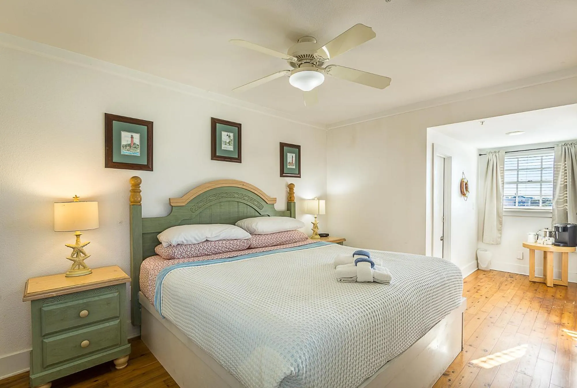 Bed in St George Inn