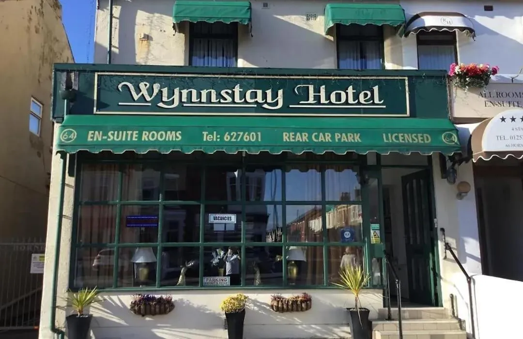 Facade/entrance in OYO Wynnstay Hotel