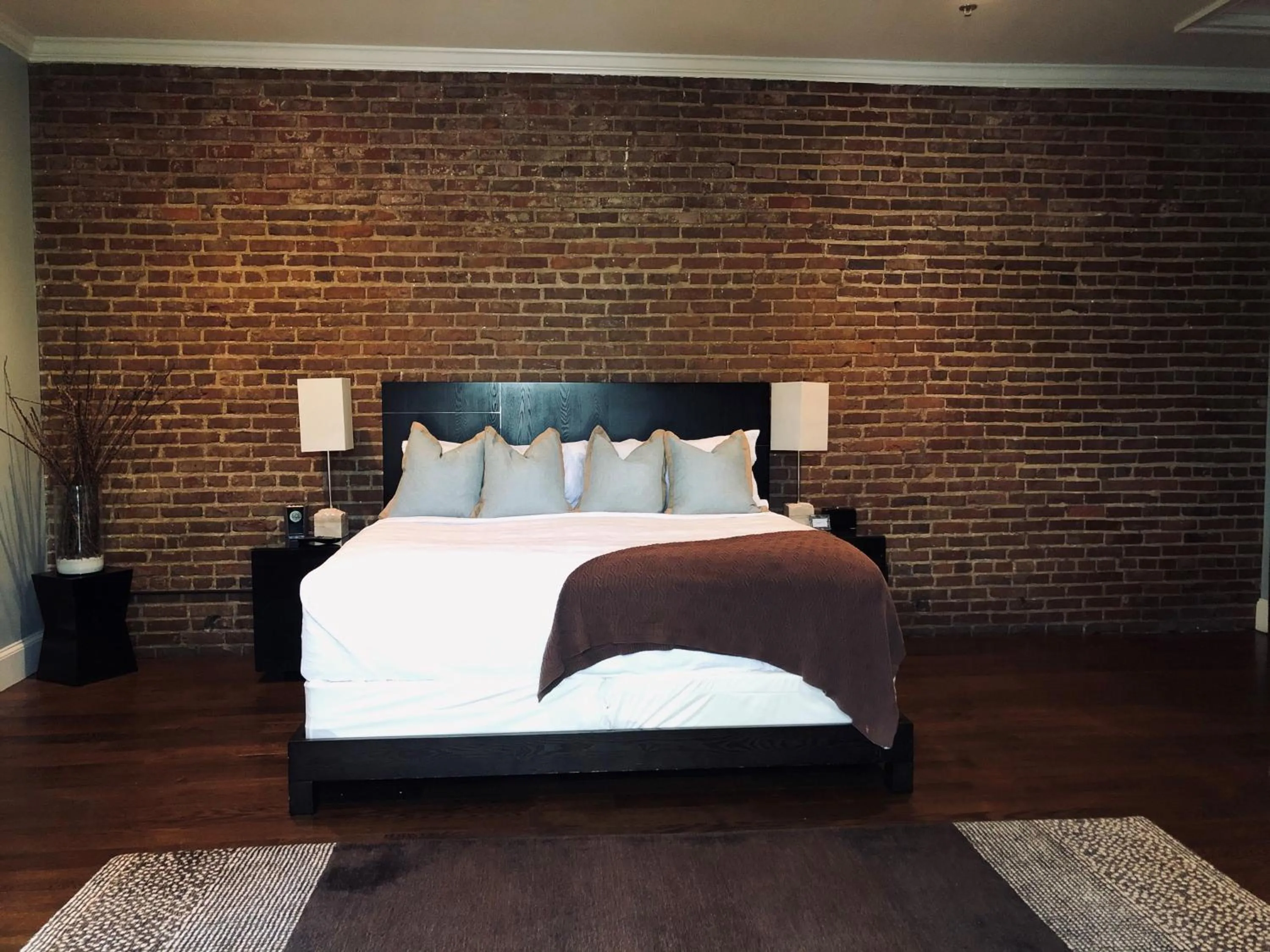 Bed in Suites at 249