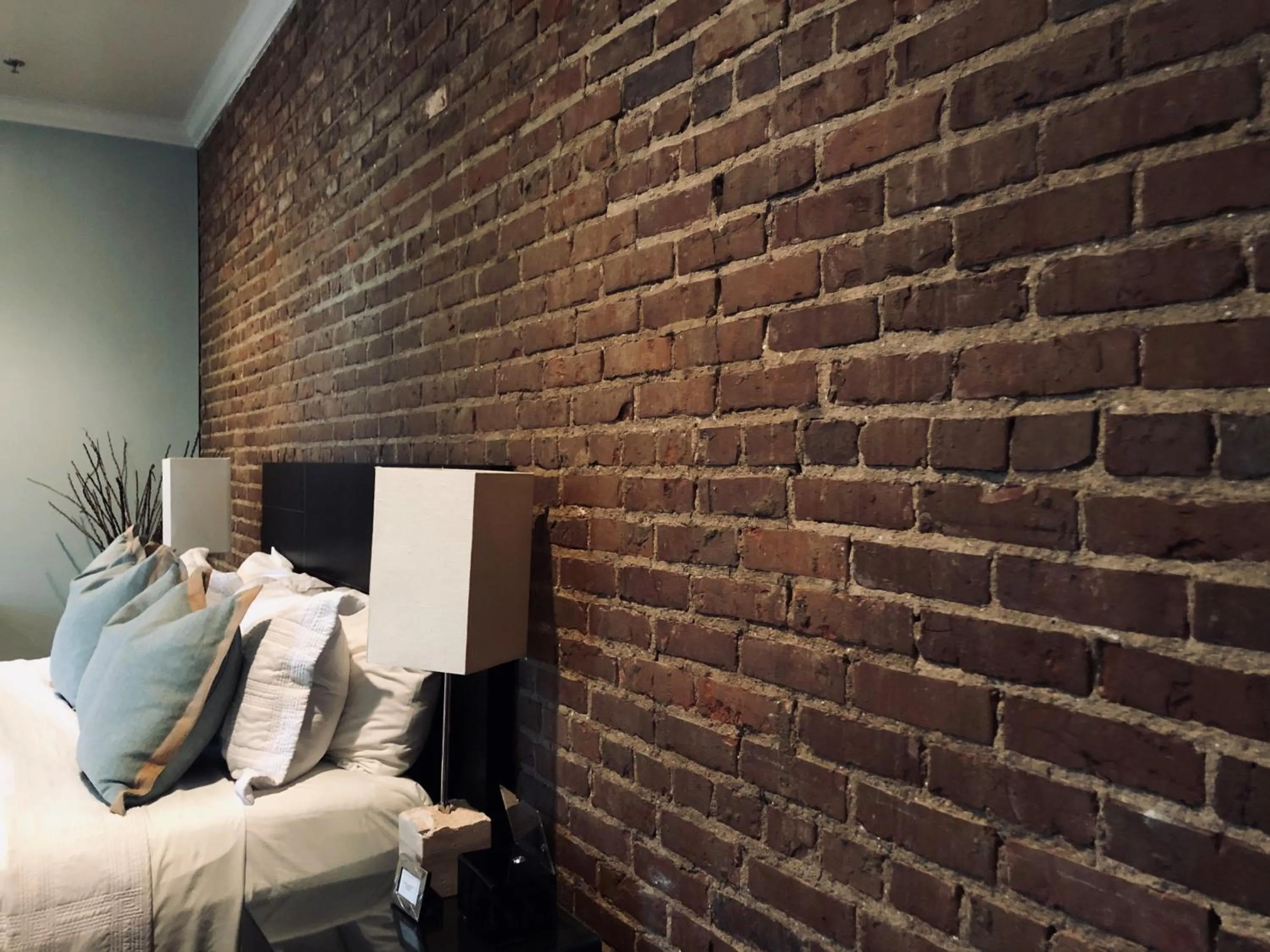 Bed in Suites at 249