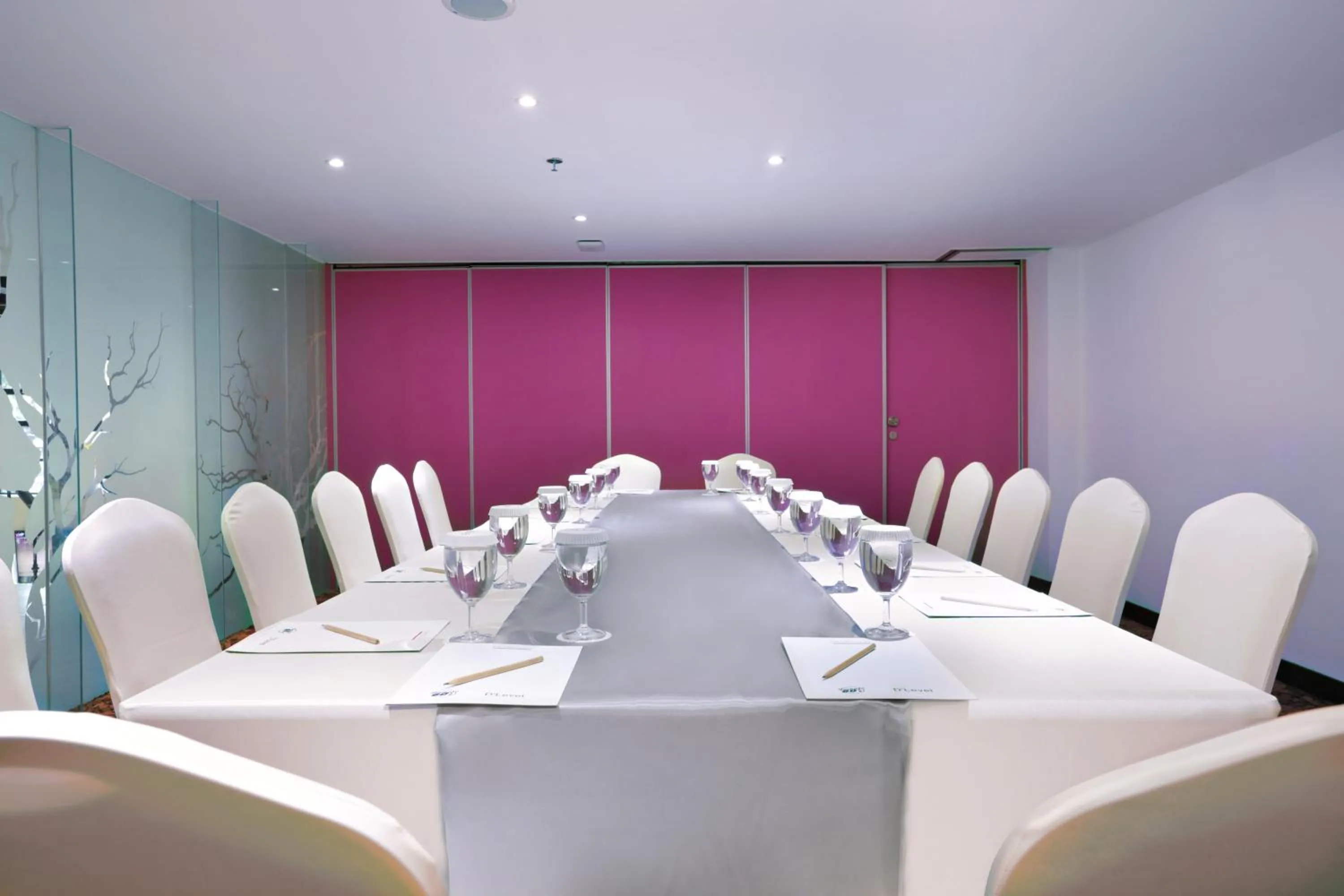 Meeting/conference room in favehotel Kuta Kartika Plaza