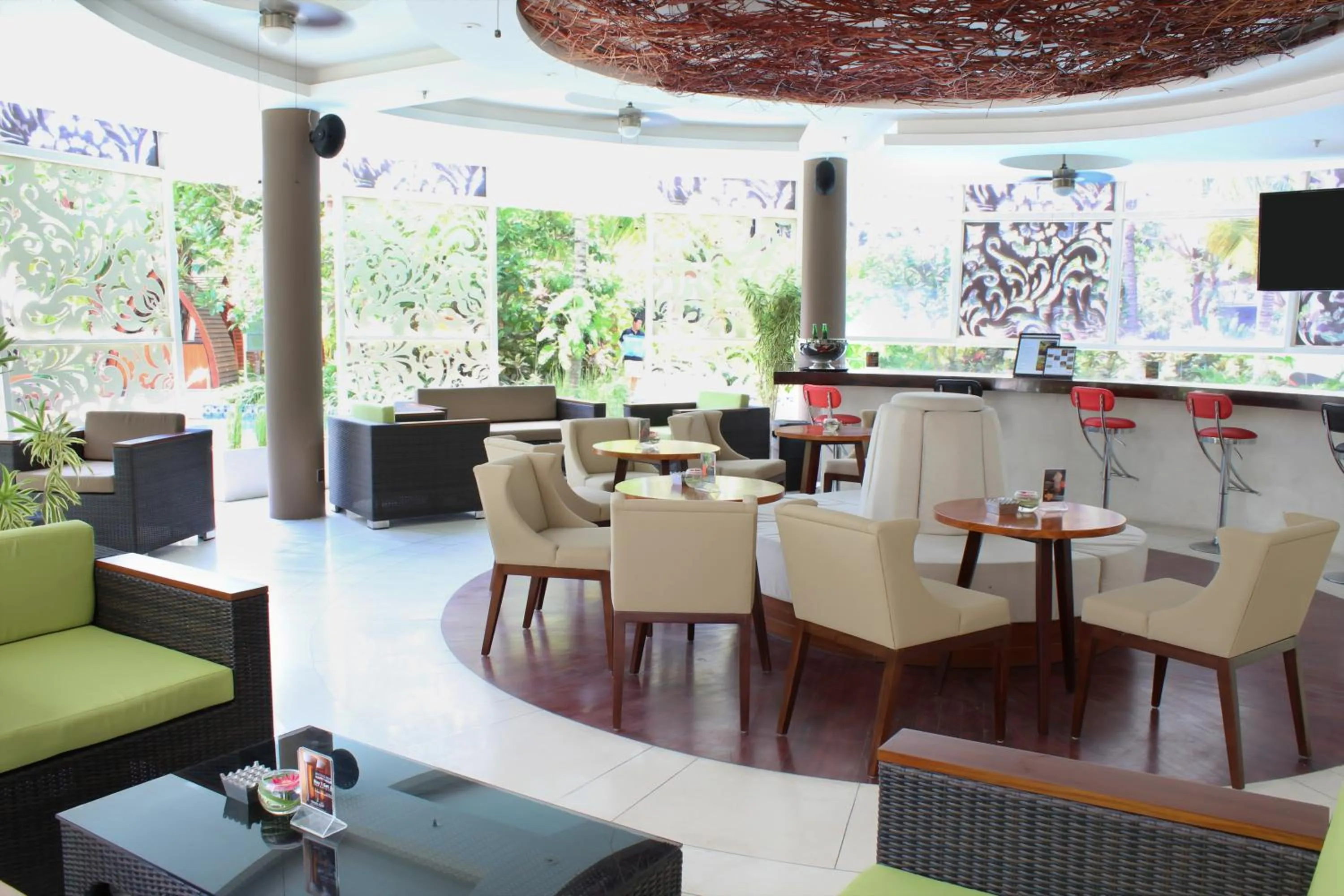 Restaurant/places to eat in Golden Tulip Jineng Resort Bali