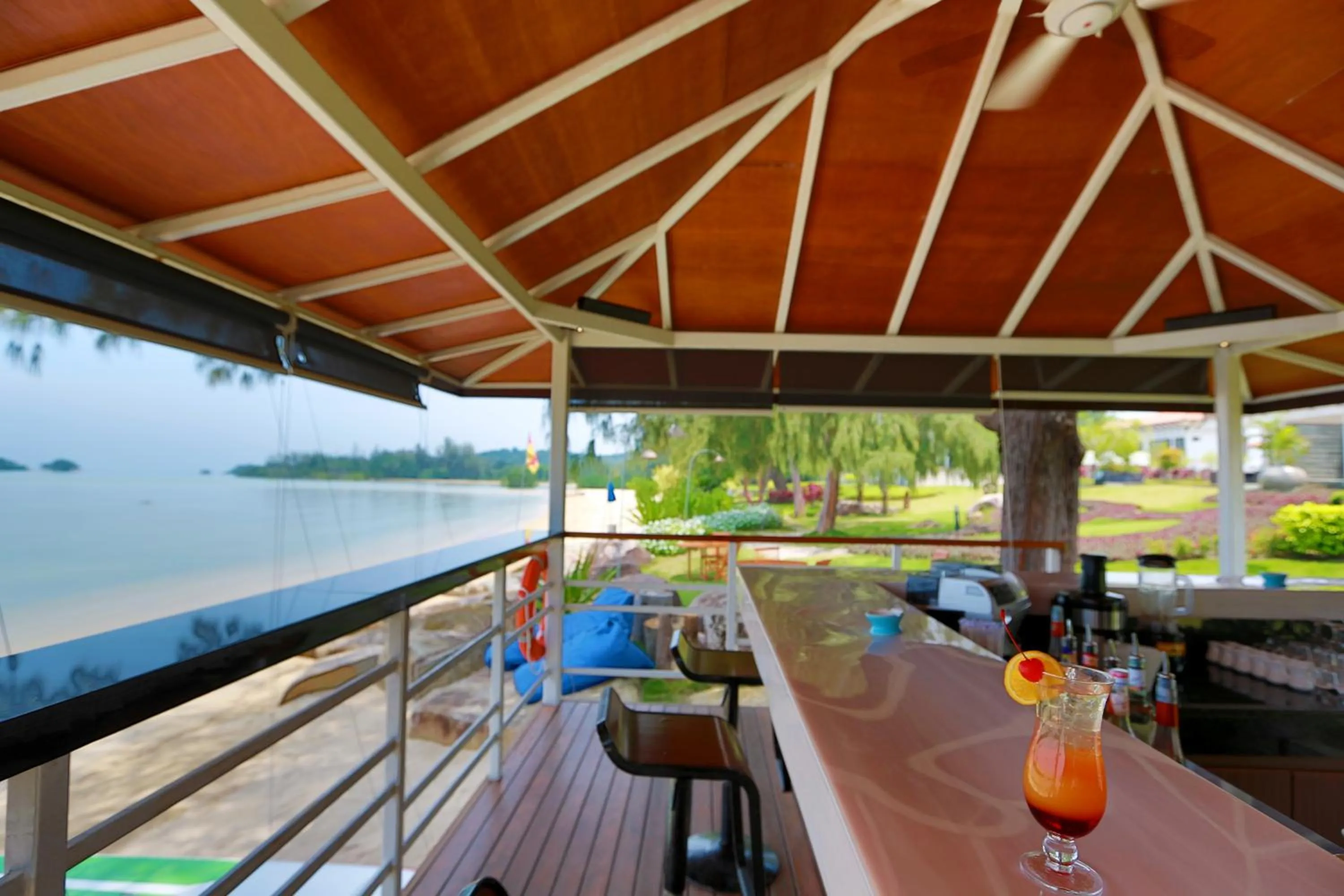 Lounge or bar in Pantai Indah Lagoi Bintan
