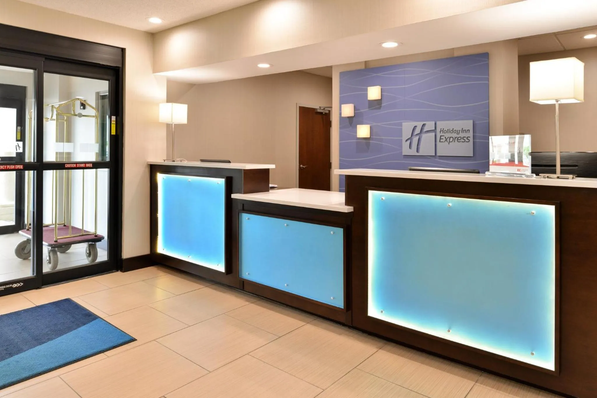 Property building in Holiday Inn Express Hotel & Suites Cincinnati-Blue Ash by IHG