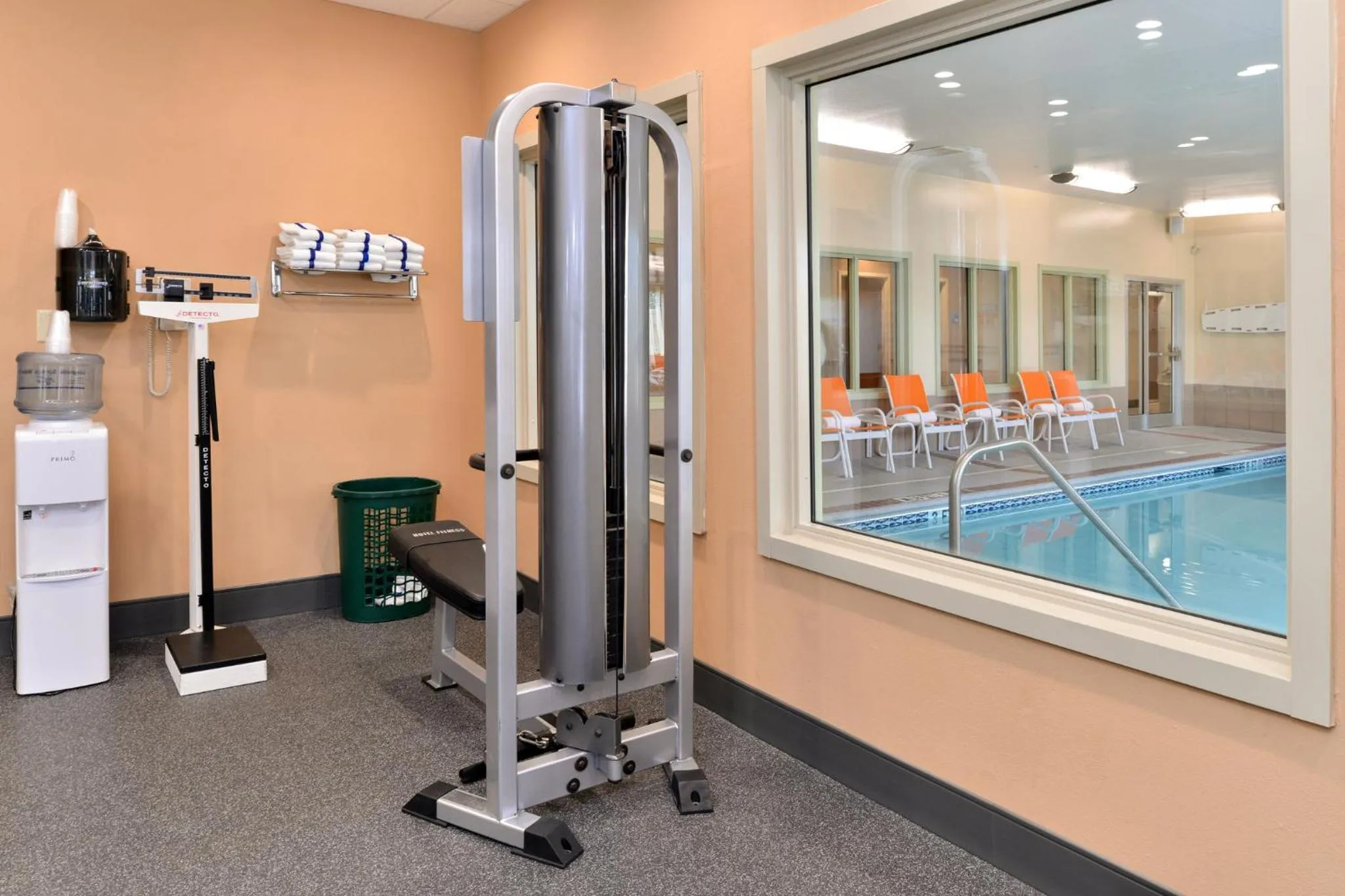 Fitness centre/facilities in Holiday Inn Express Hotel & Suites Cincinnati-Blue Ash by IHG