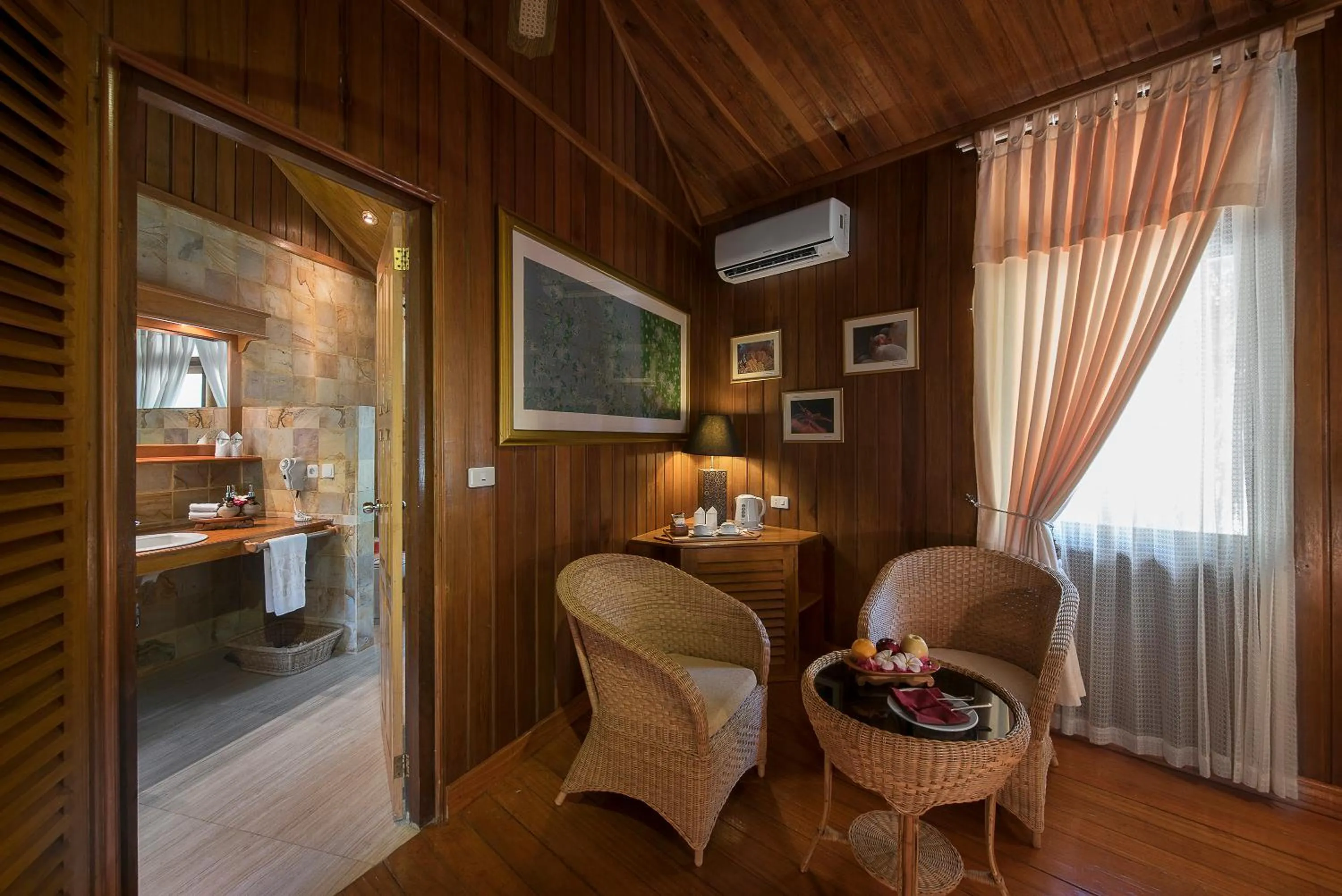 Toilet in Gangga Island Resort & Spa