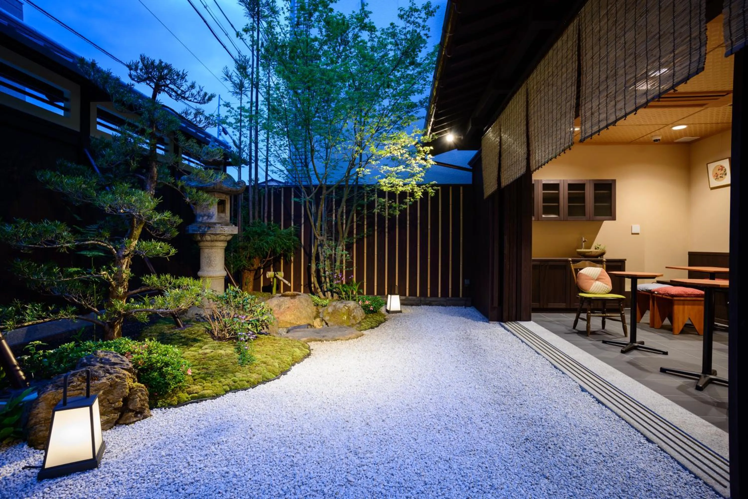 Communal lounge/ TV room in Luck You Kyoto