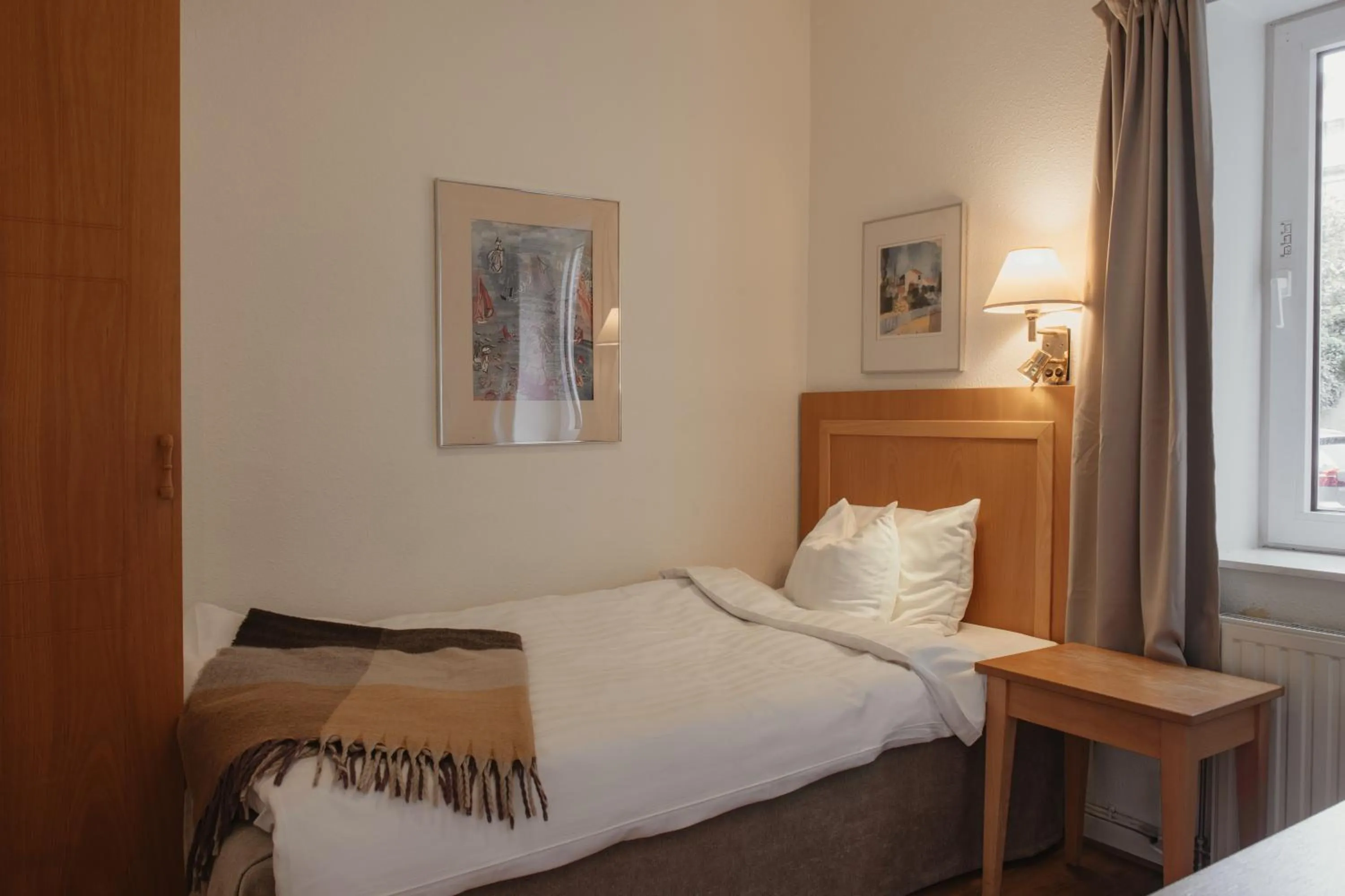 Bed in Home Hotel Norre Park