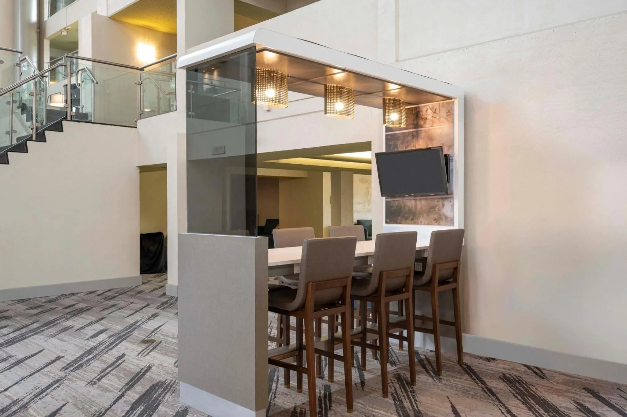 Lobby or reception in Crowne Plaza Indianapolis-Airport by IHG