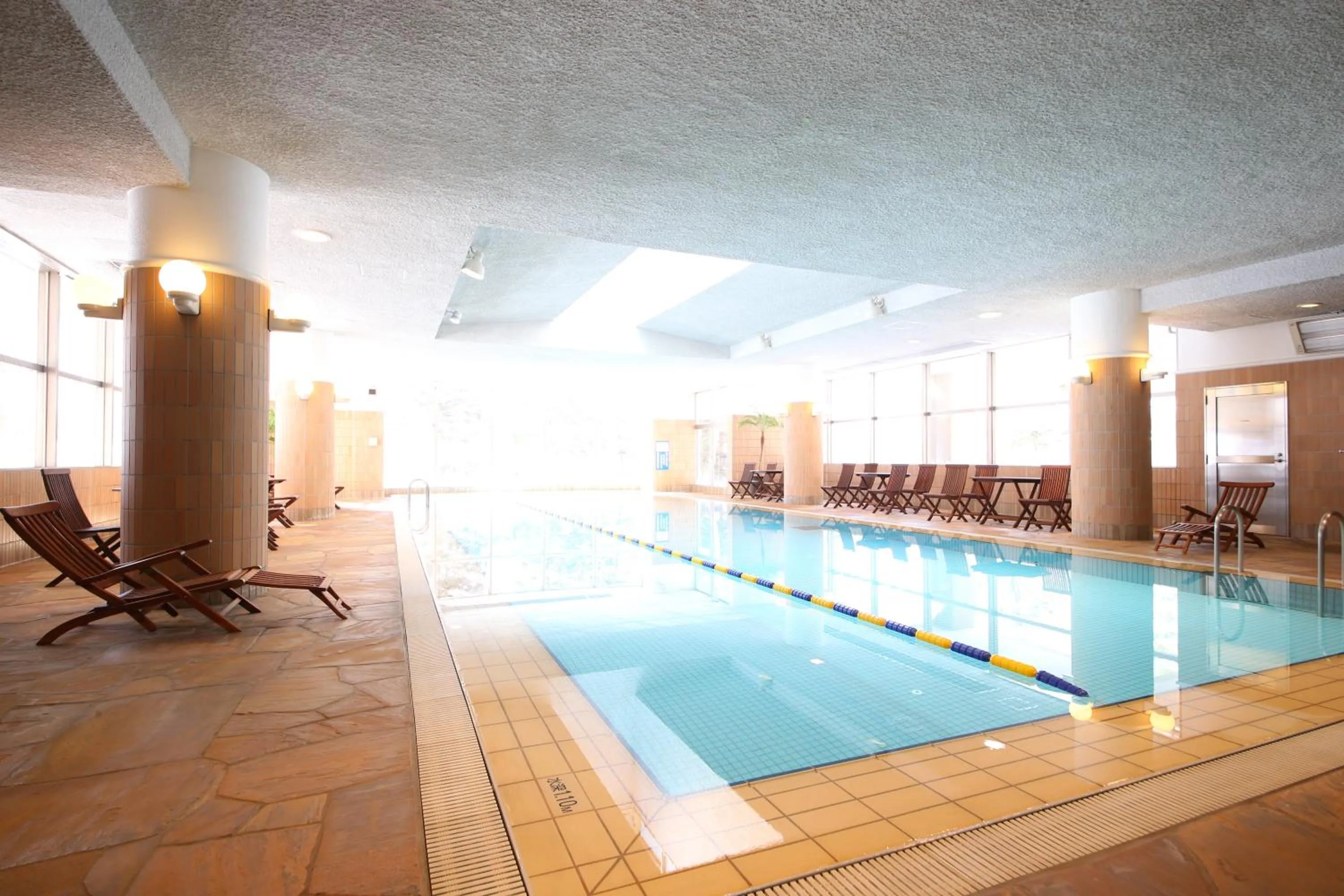 Swimming pool in Tateshina Tokyu Hotel