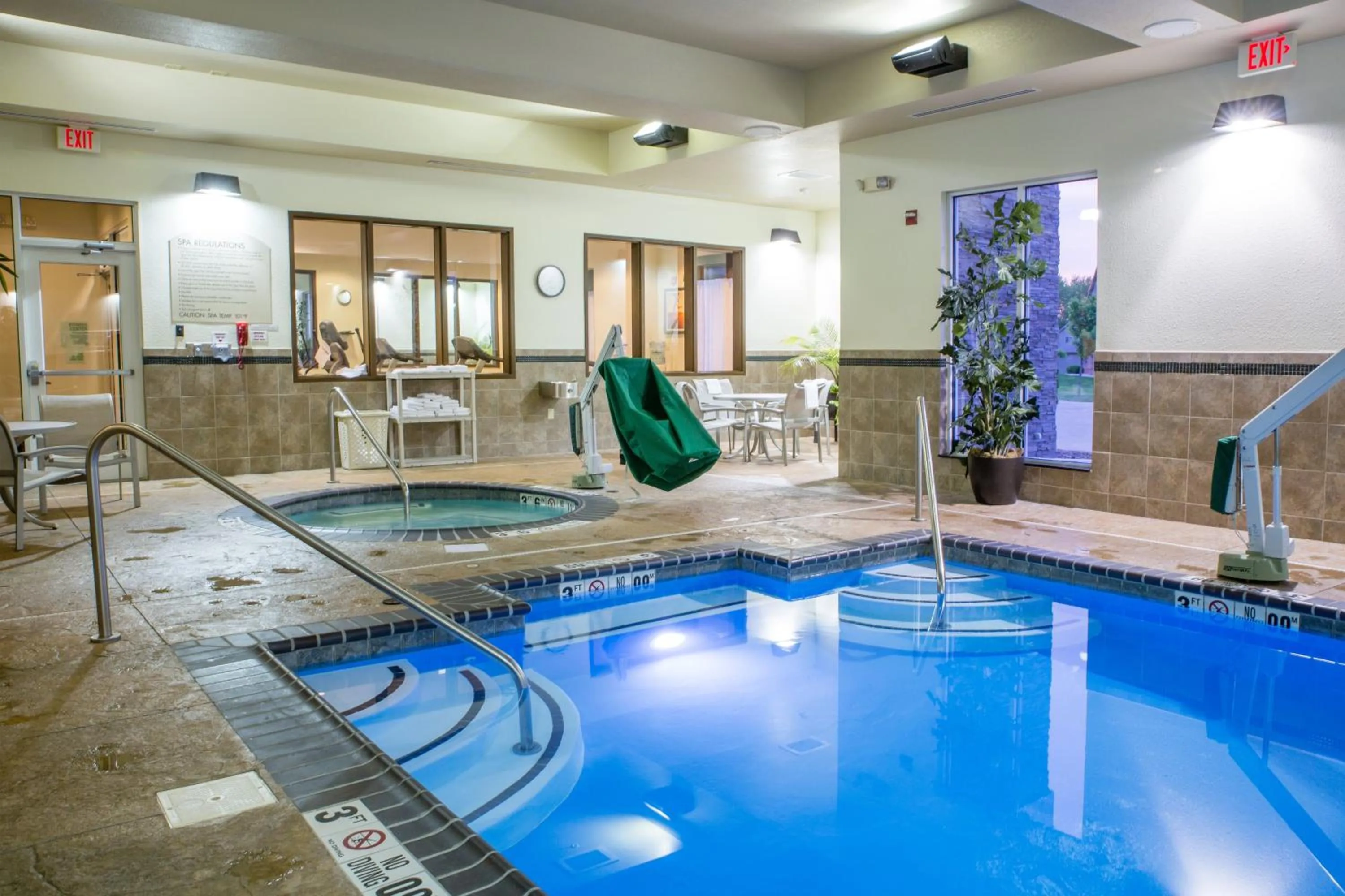 Swimming pool in Holiday Inn Hotel & Suites Bloomington Airport by IHG