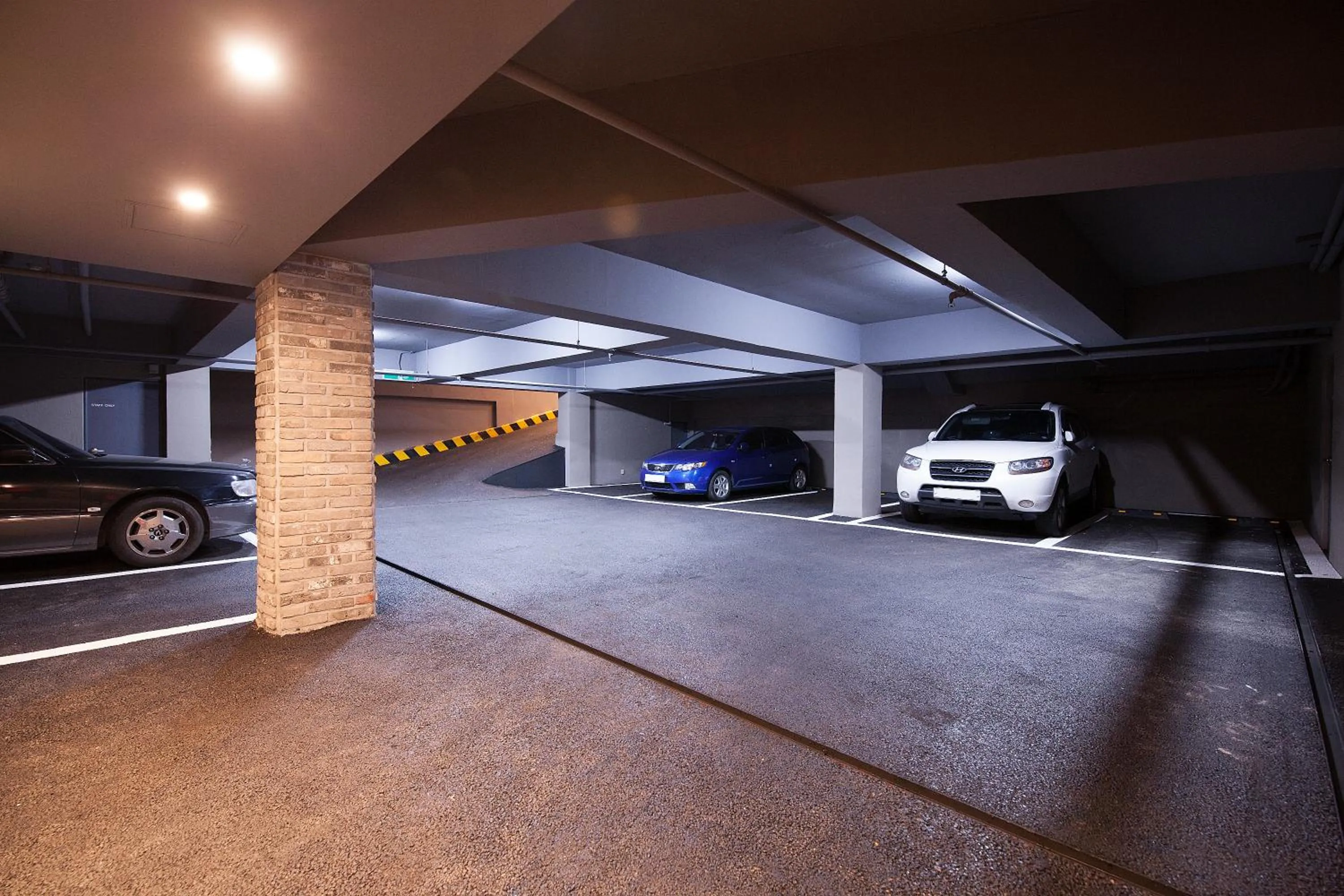 Parking in Hotel Gray