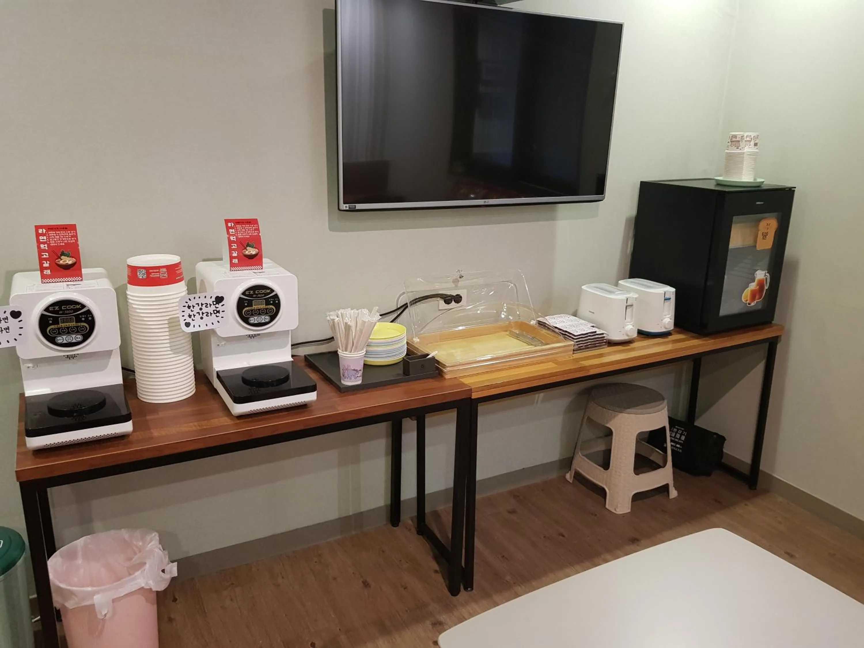 Breakfast in Hotel Gray