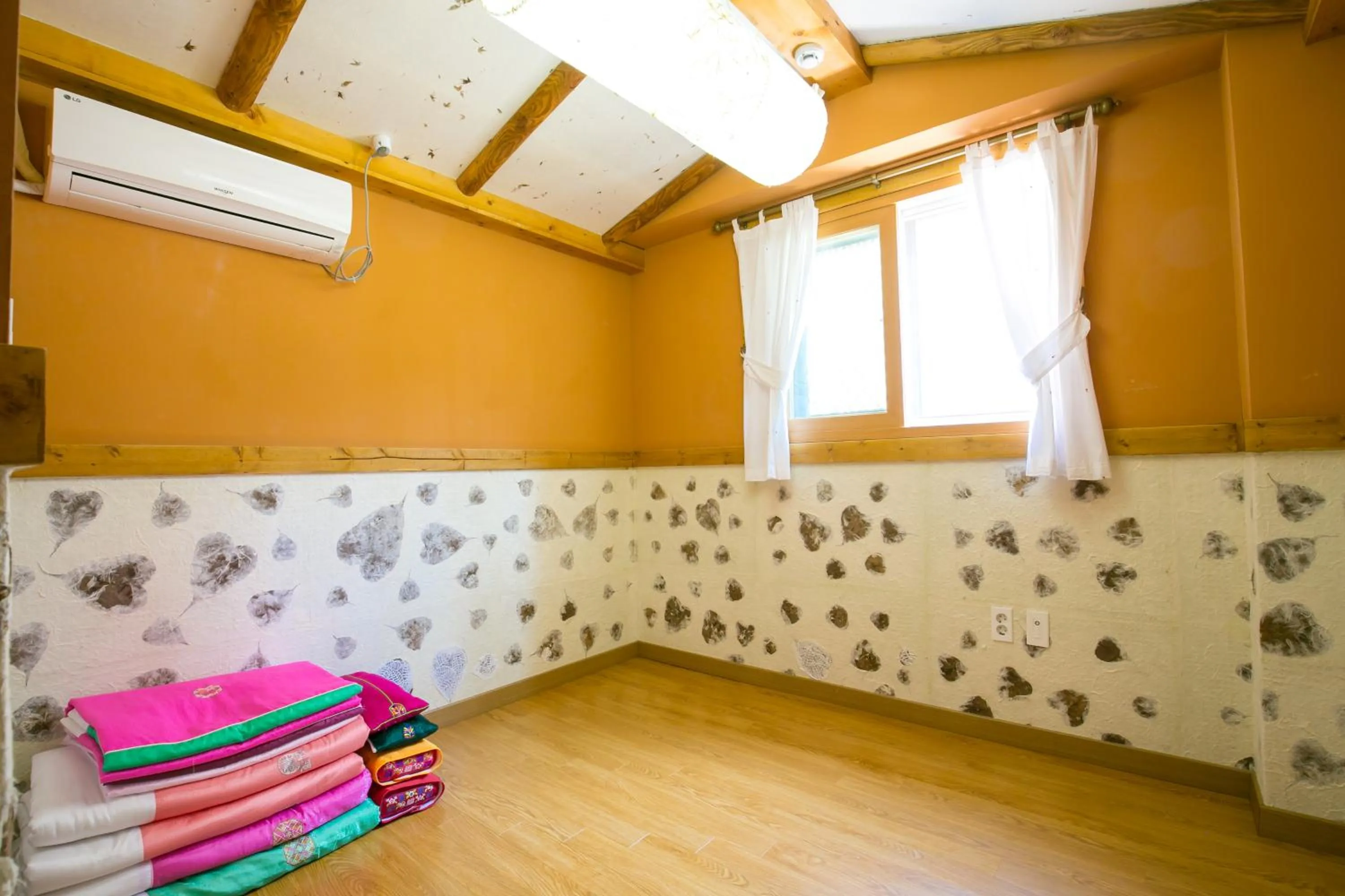 Bedroom, Bathroom in Ddlanche Guesthouse New Building