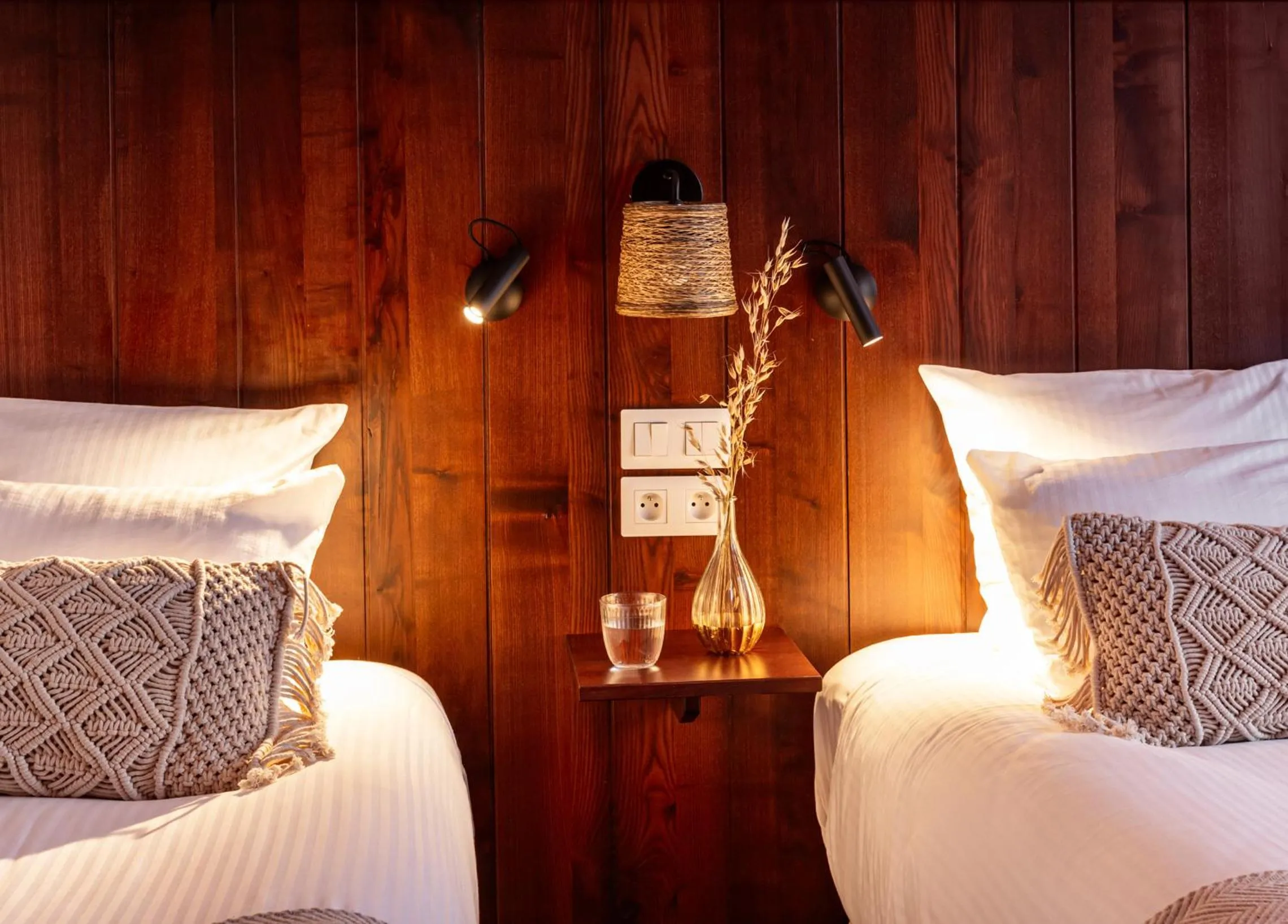 Bed in Aiden by Best Western Paris Roissy CDG