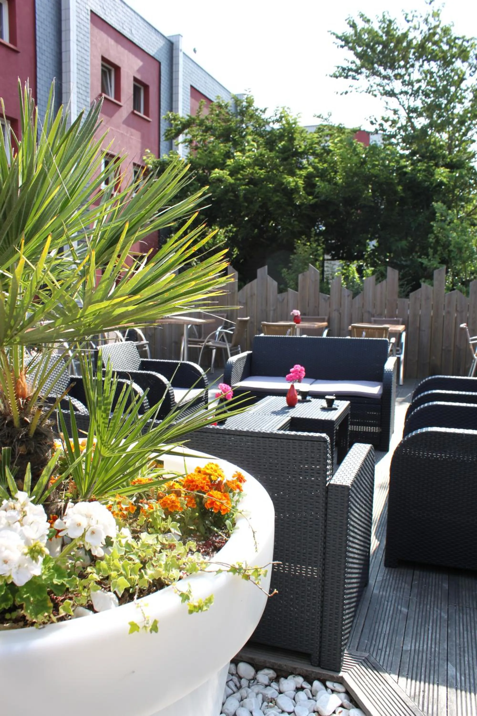 Patio in Kyriad Direct Rennes Ouest