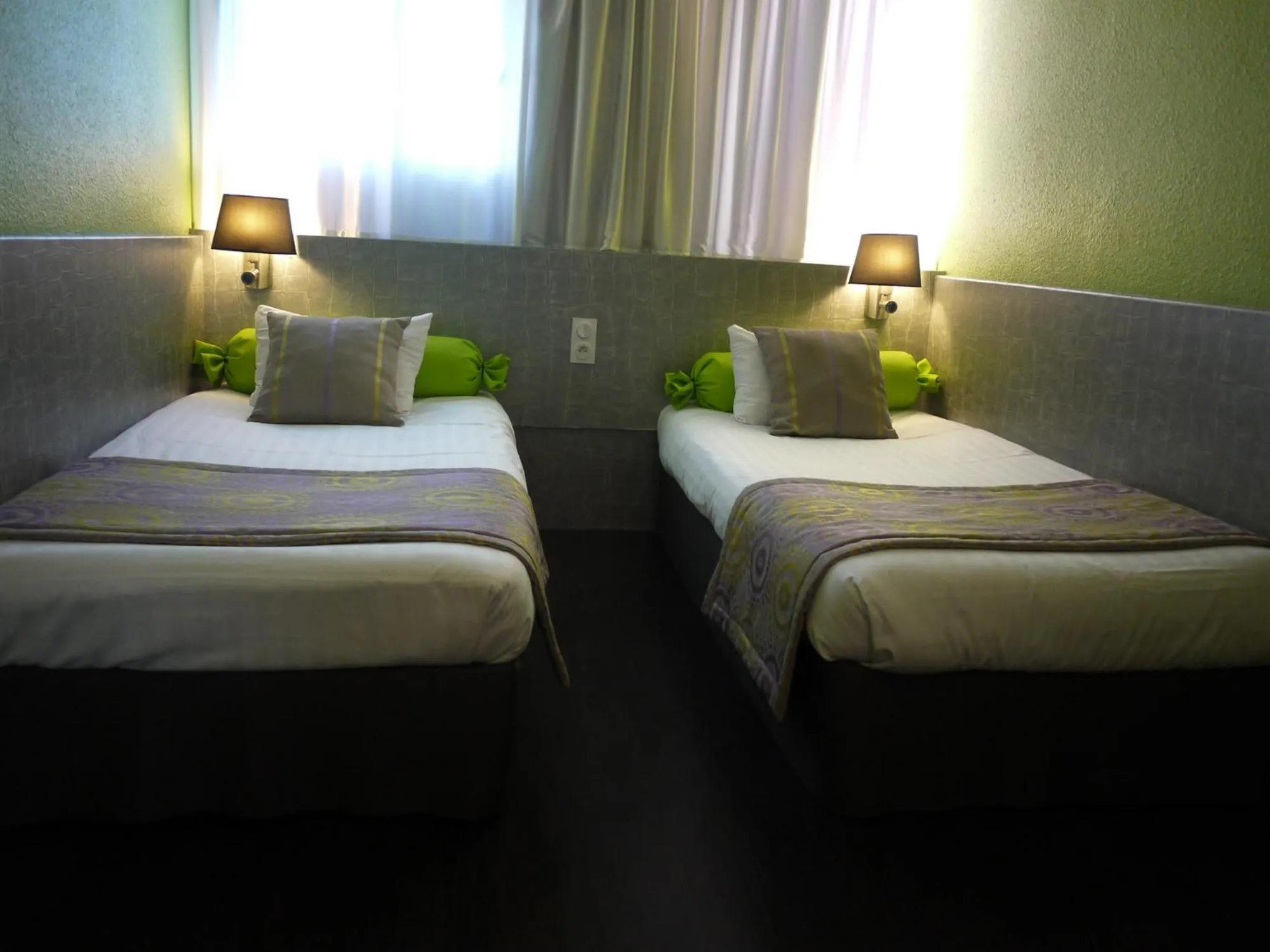 Bed in Kyriad Direct Rennes Ouest