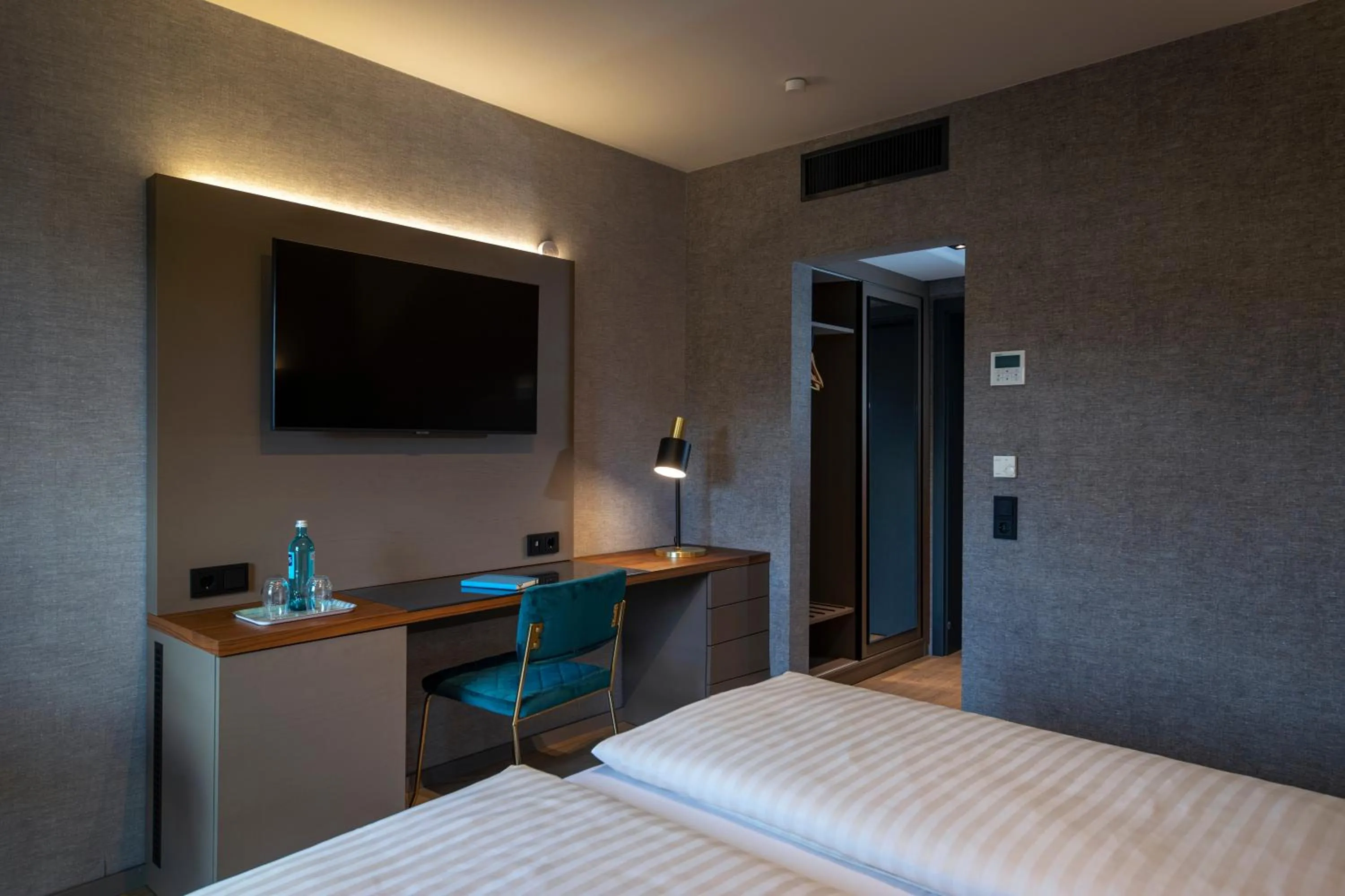 Bedroom, Bed in Roomingtons Lüneburger Heide