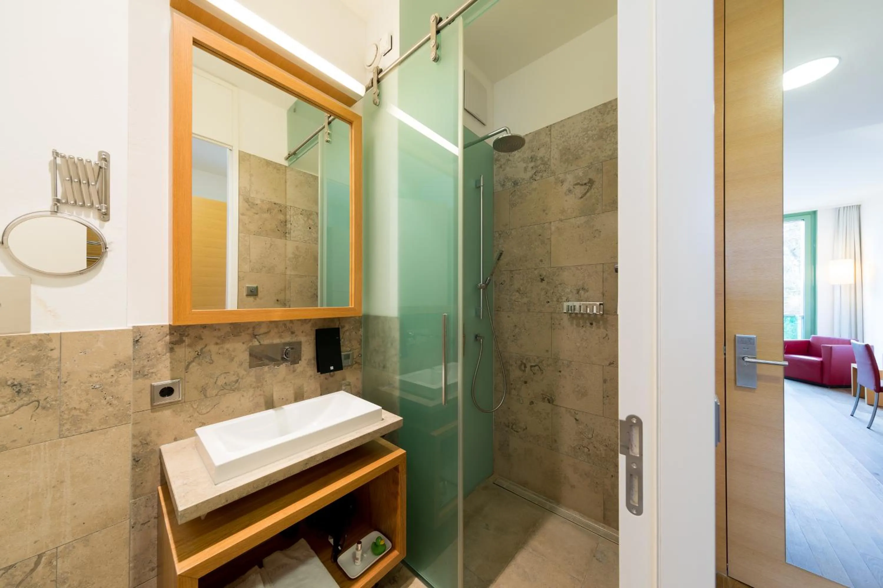 Toilet in Schlossparkhotel Mariakirchen