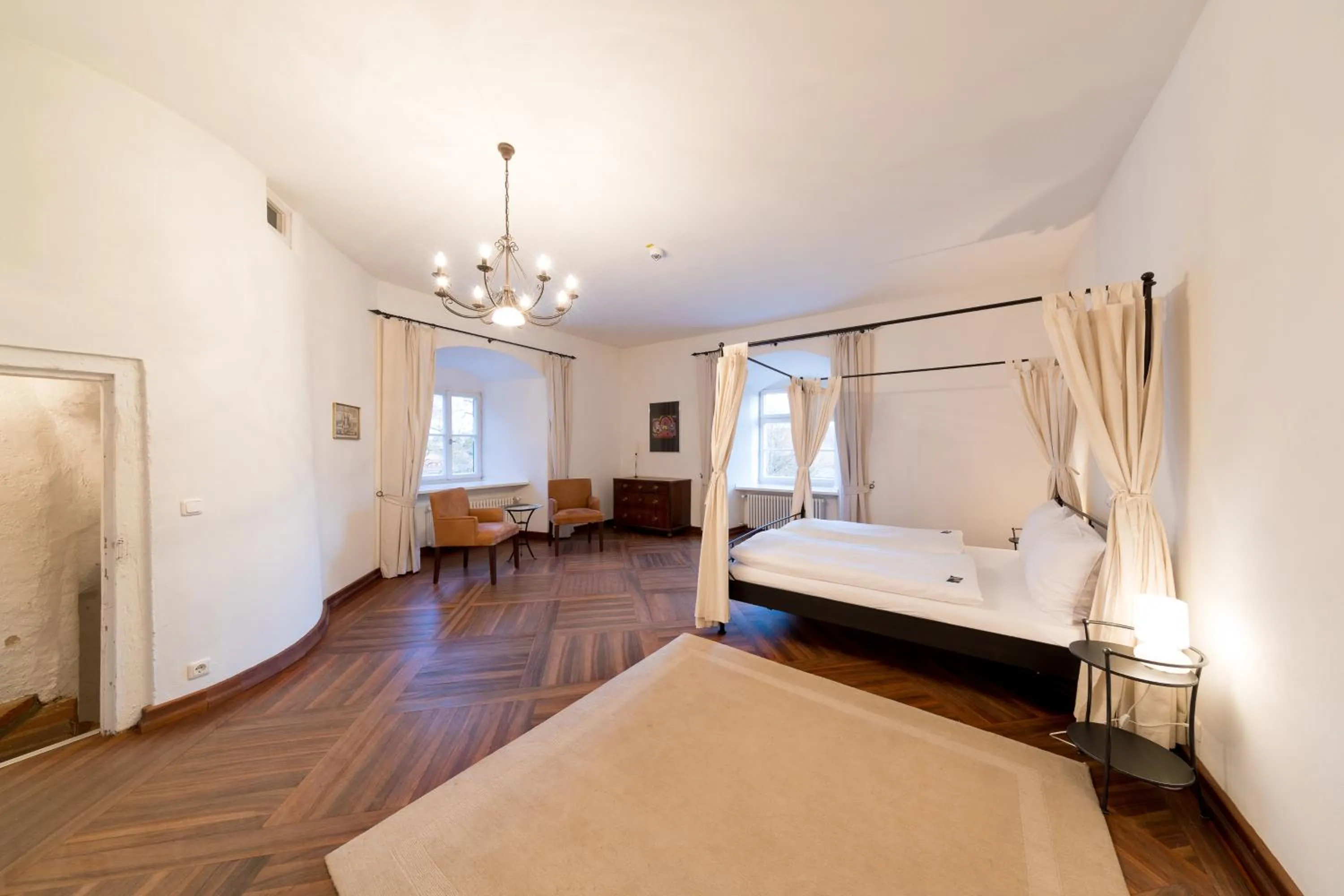 Photo of the whole room, Bed in Schlossparkhotel Mariakirchen