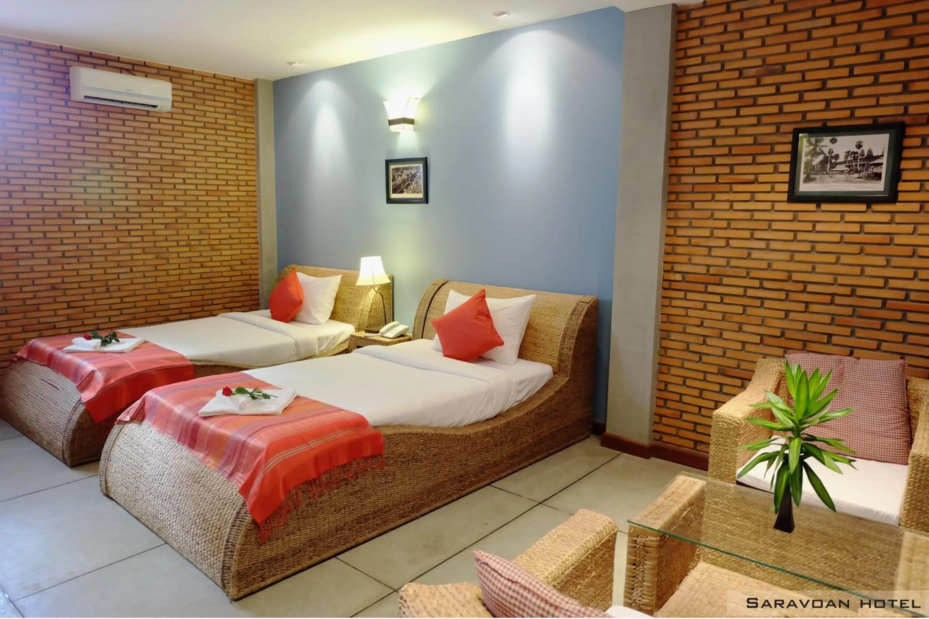 Bedroom, Bed in Saravoan Royal Palace