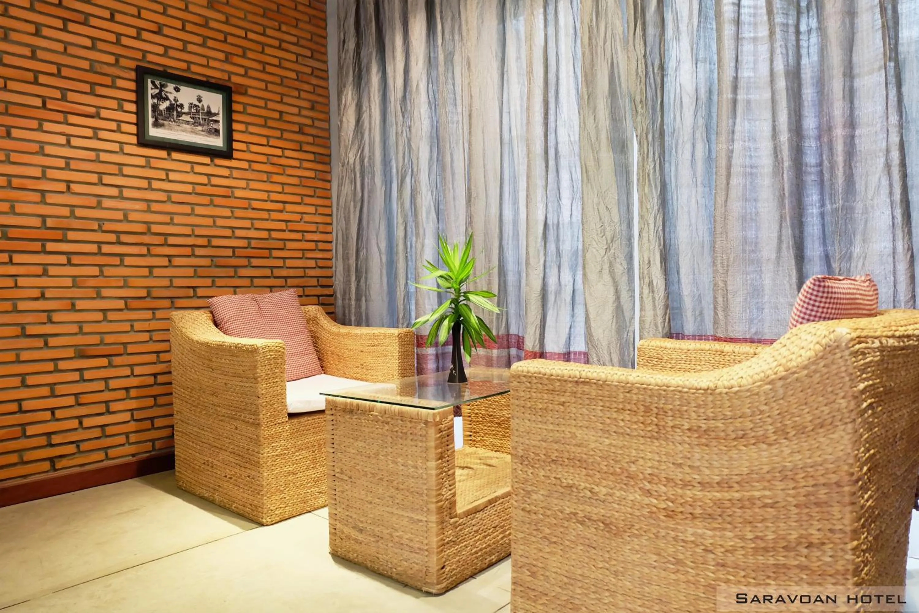 Seating area in Saravoan Royal Palace