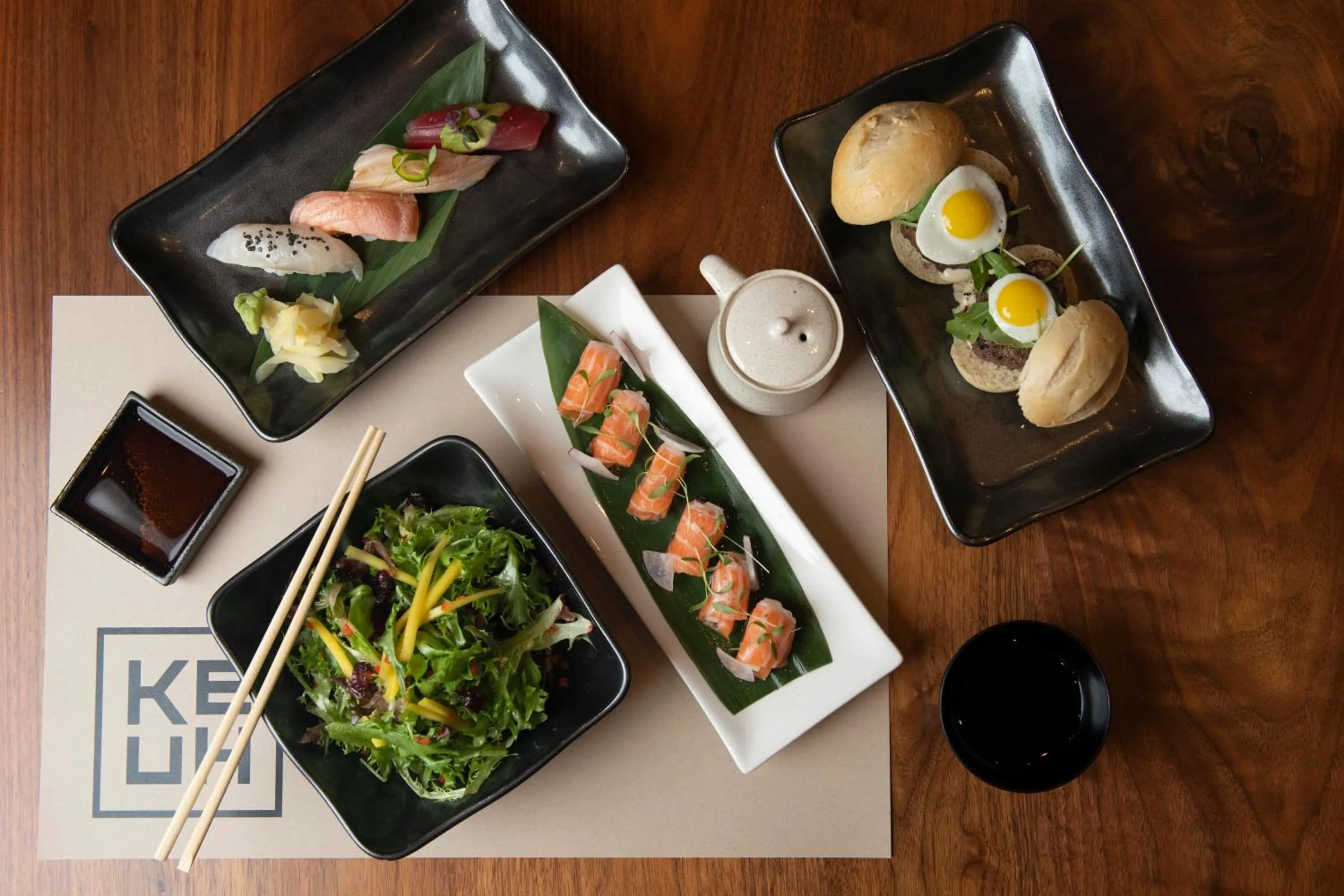 Restaurant/places to eat in Acqualina Resort and Residences