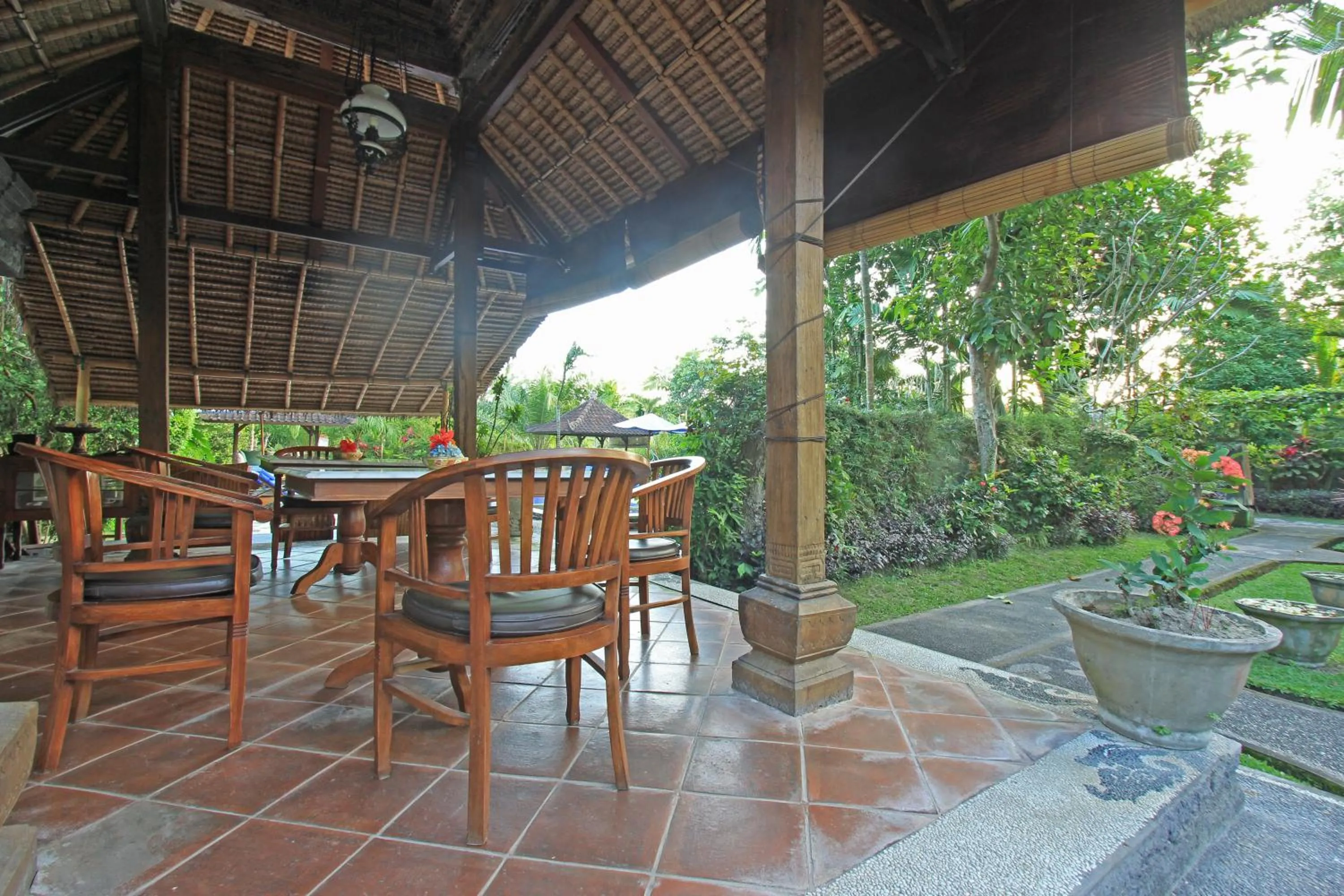 Restaurant/places to eat in Nara Ubud Cottage by Mahaputra